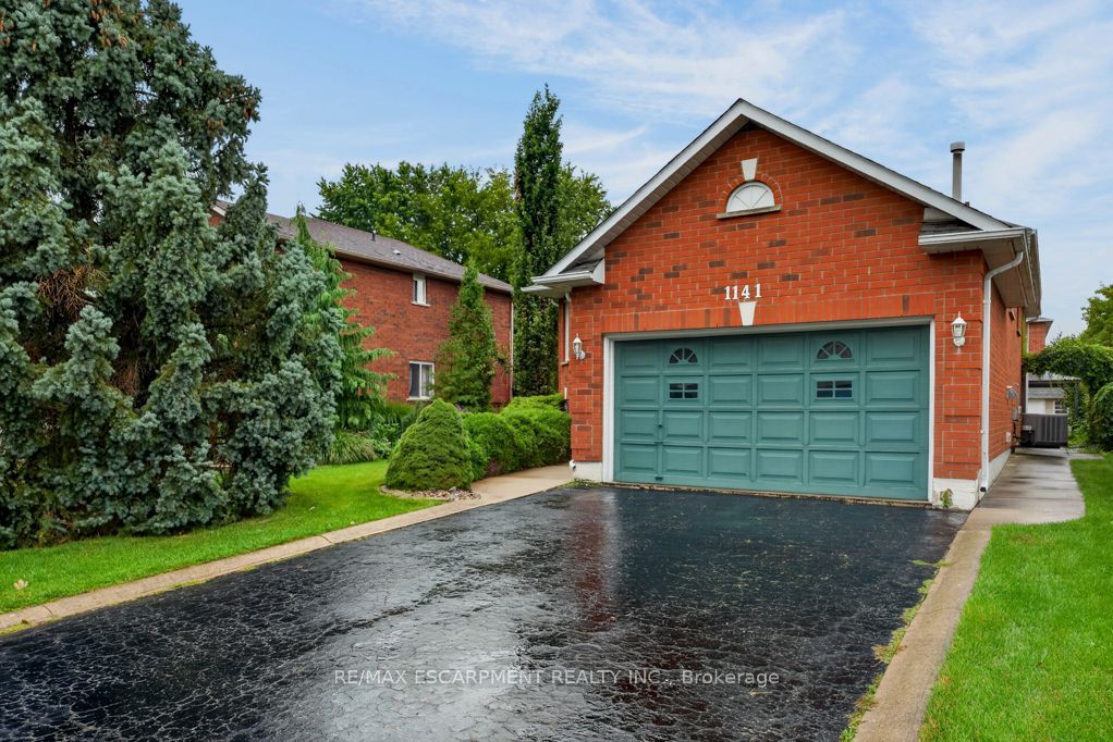 1141 Lockhart Road