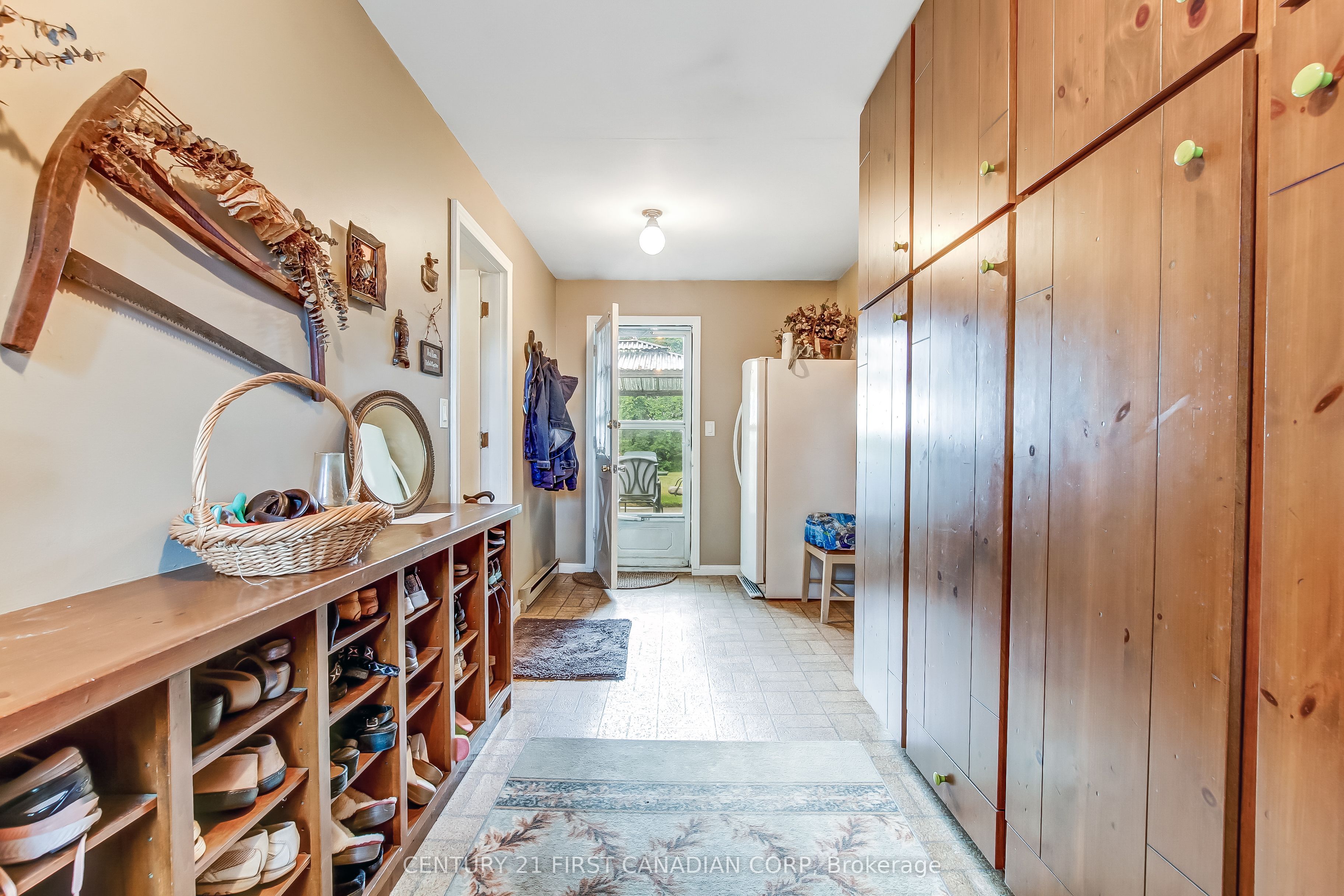6892 Century Drive