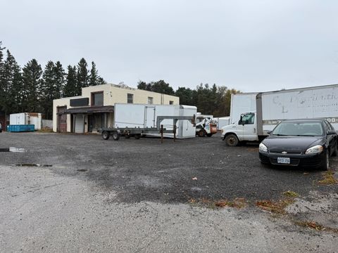 12580 Regional Rd 25 Road Halton Hills ON L7J 2M1