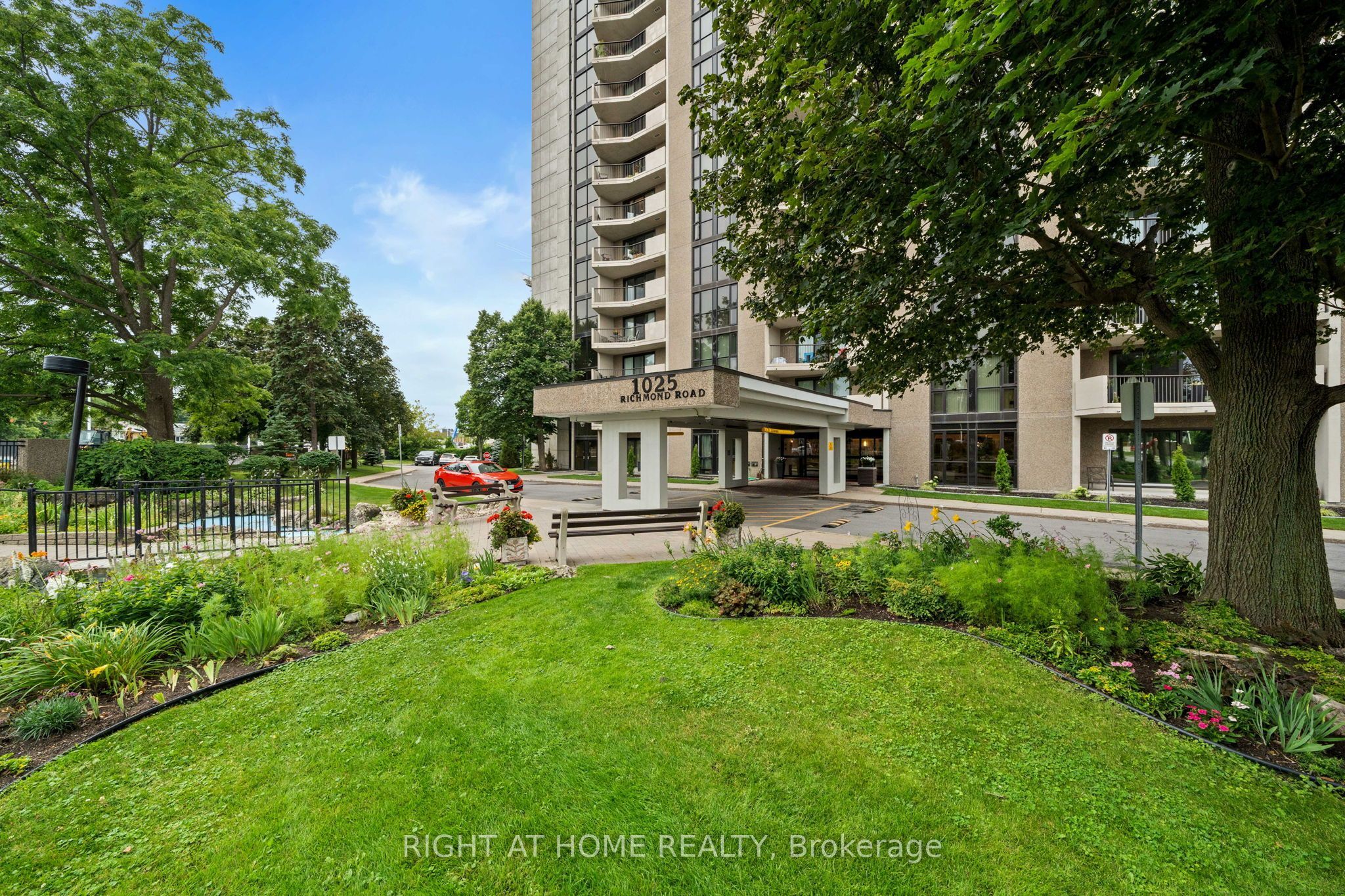 1025 RICHMOND Road 503