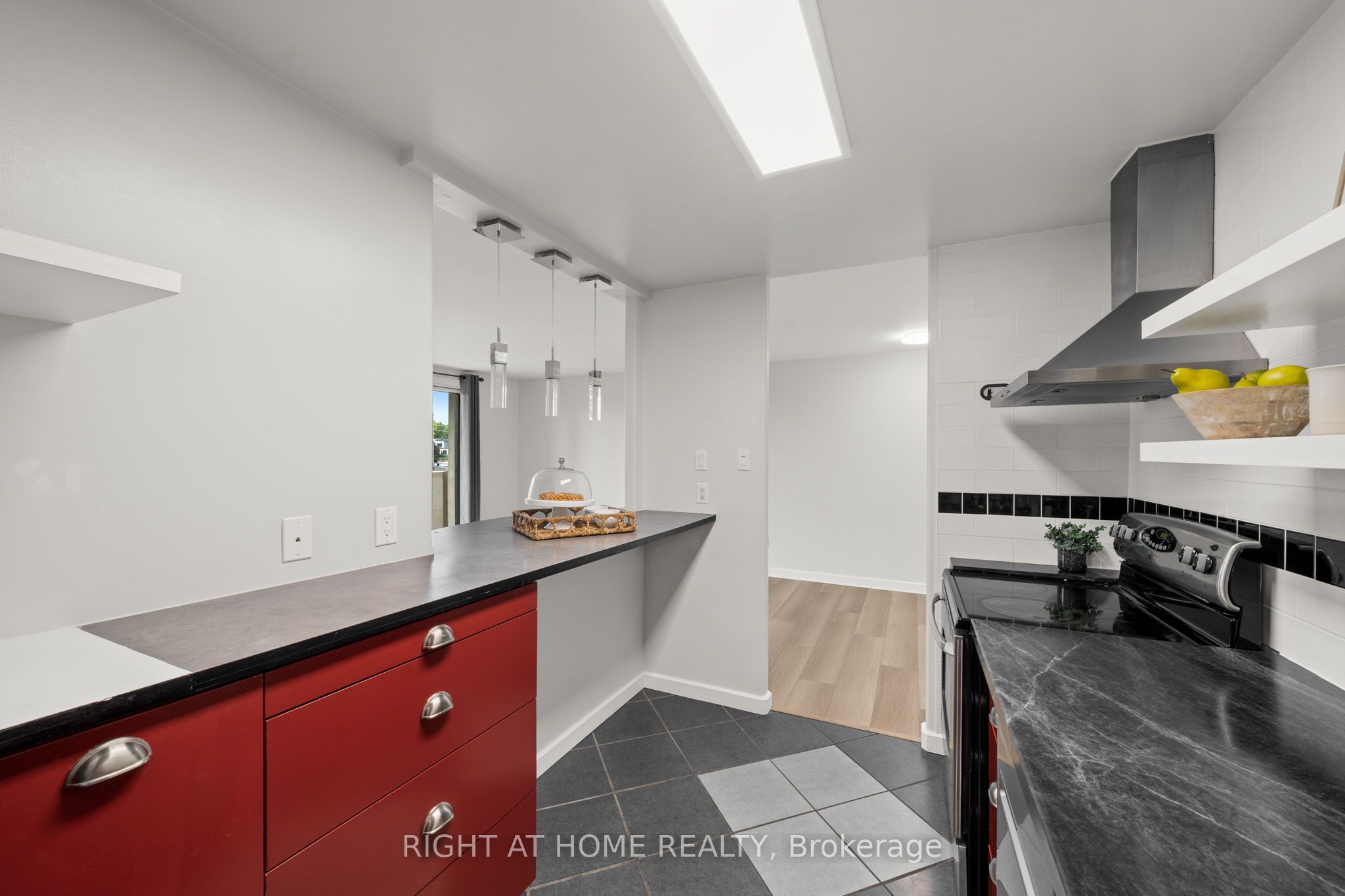 1025 RICHMOND Road 503