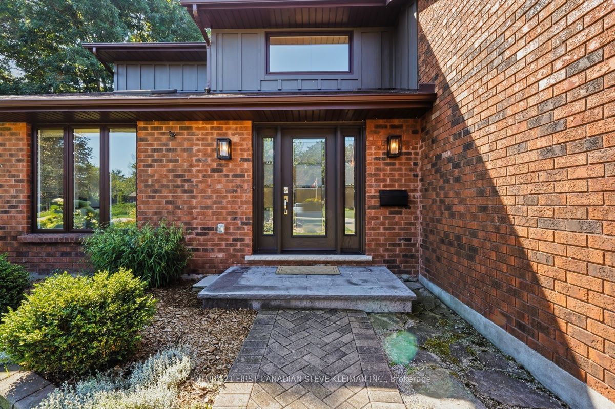 128 SALISBURY Drive
