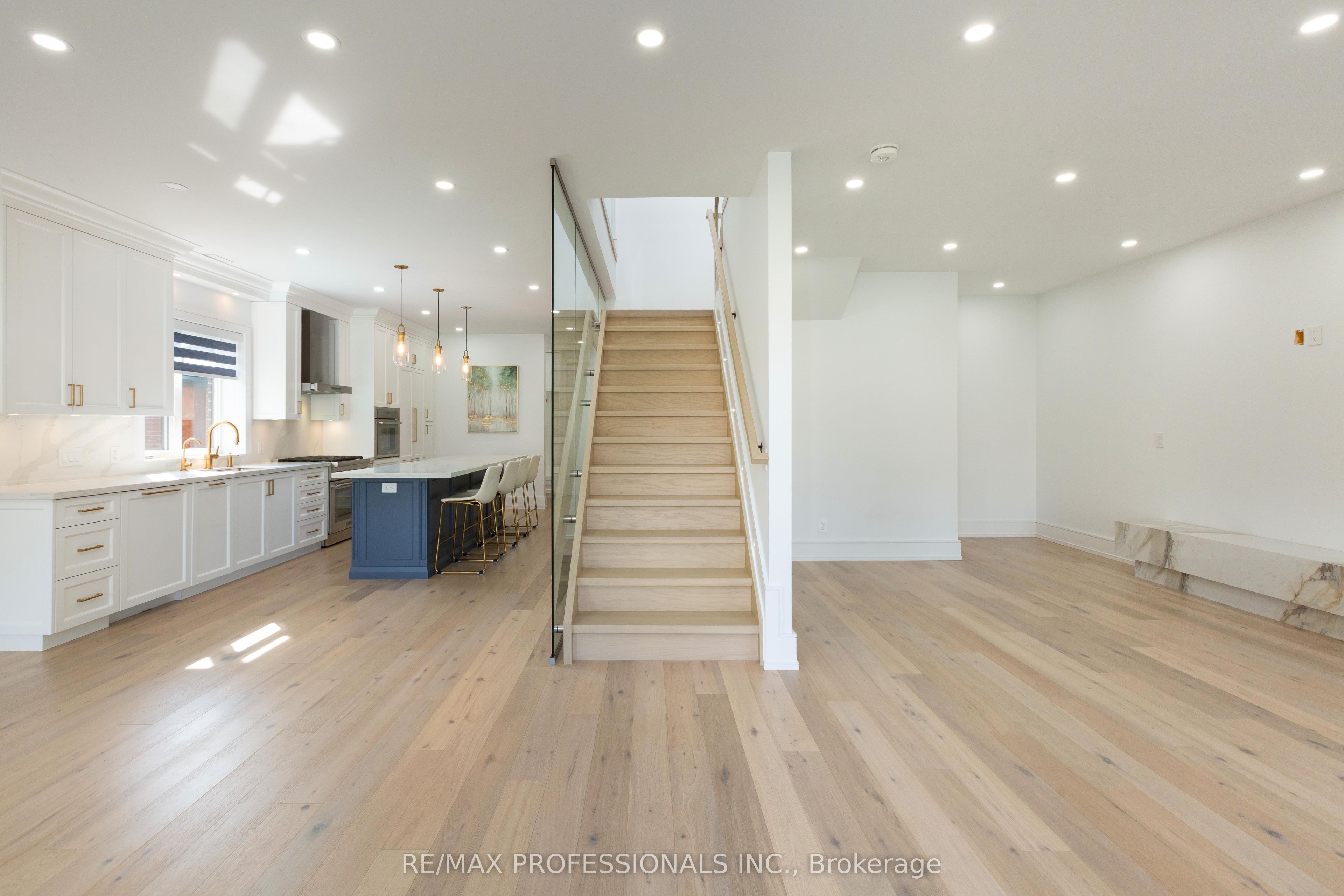 28 Martin Grove Road
