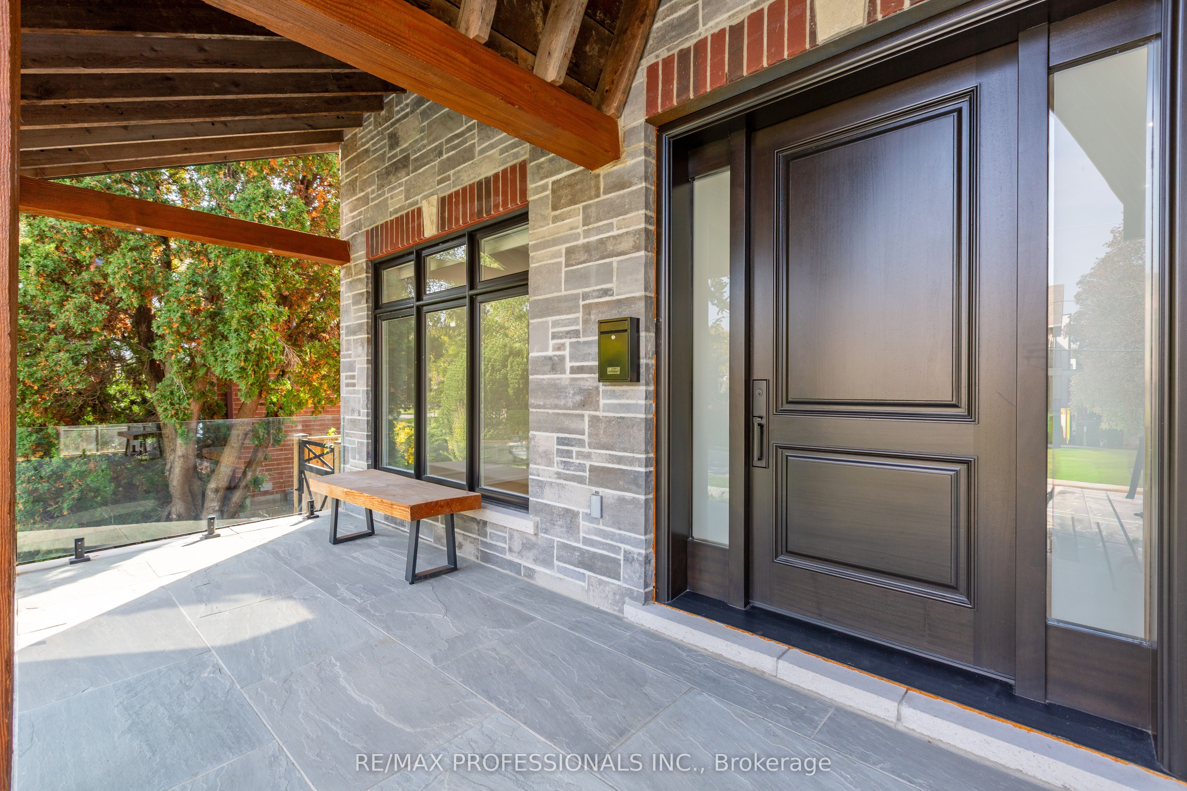 28 Martin Grove Road