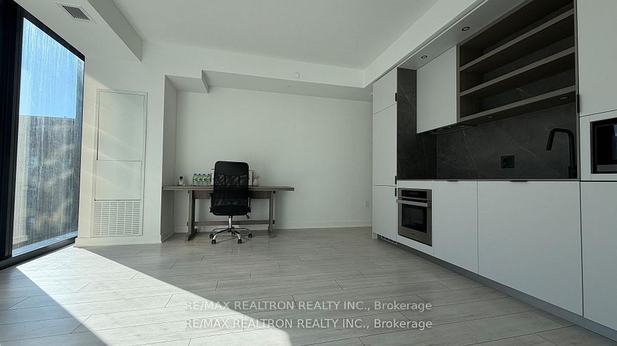 55 Charles Street E 803