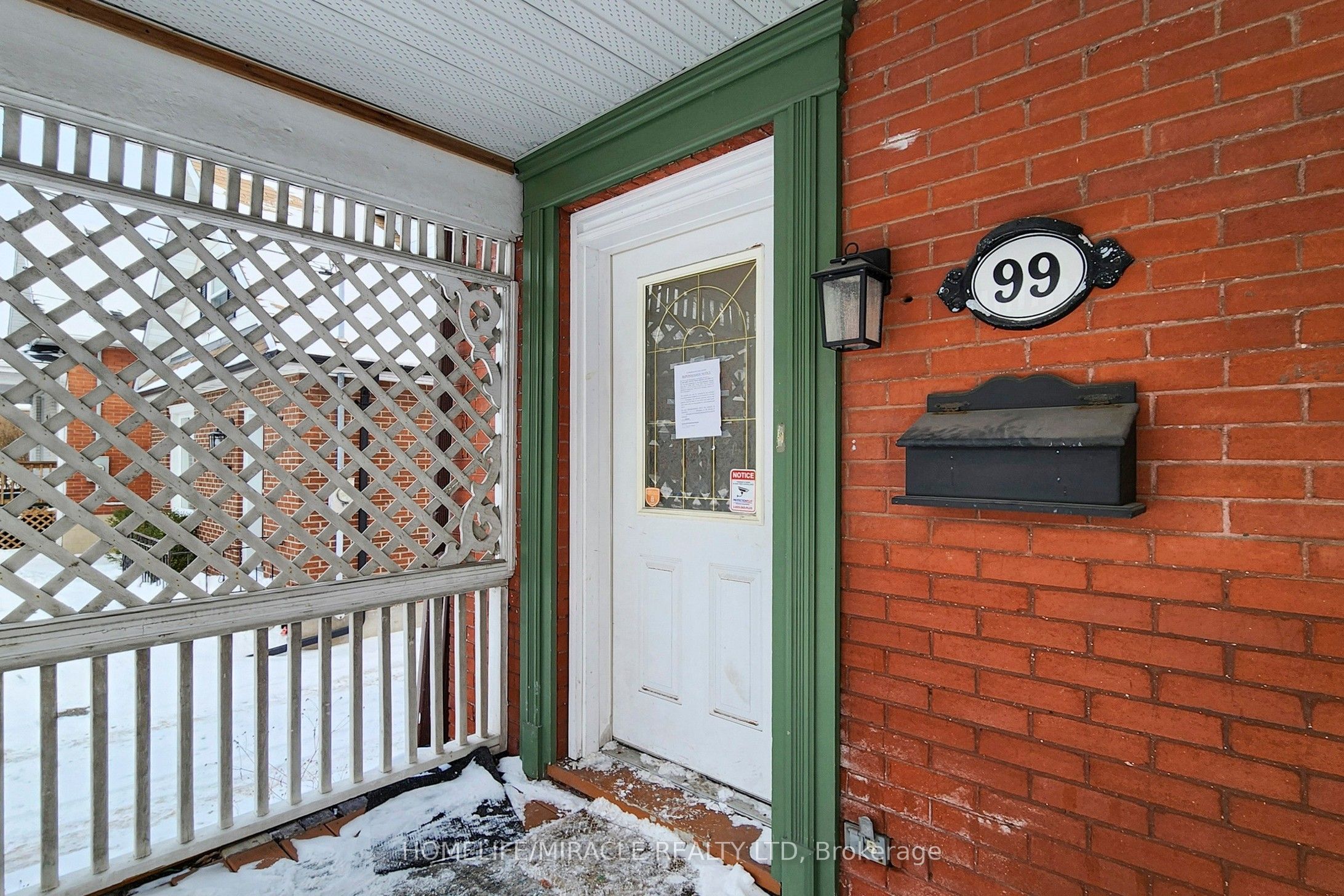 99 Adelaide Avenue W