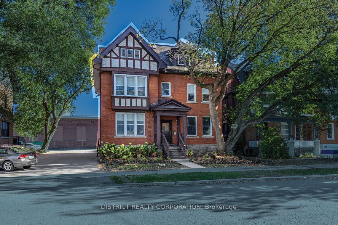 226 Argyle Avenue