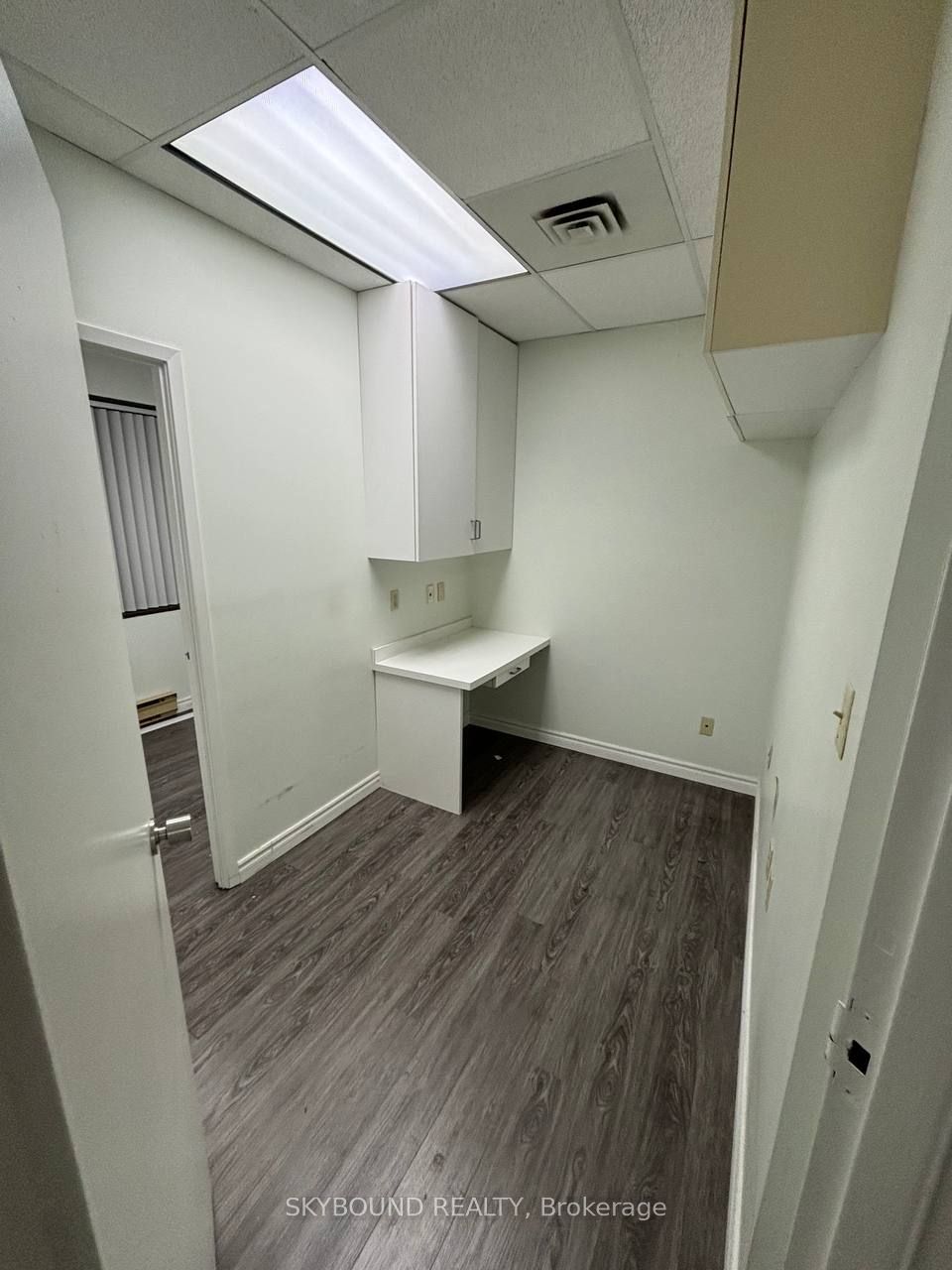 600 Sherbourne Street 512