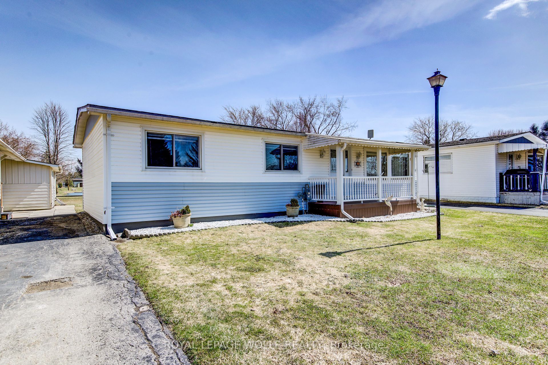 21 Fairview Crescent