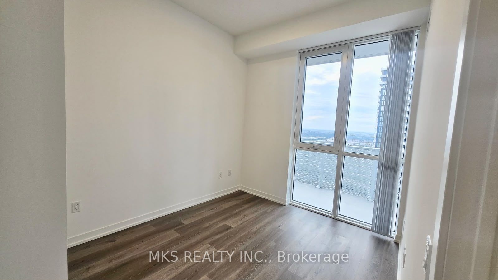 28 Interchange Way 4315