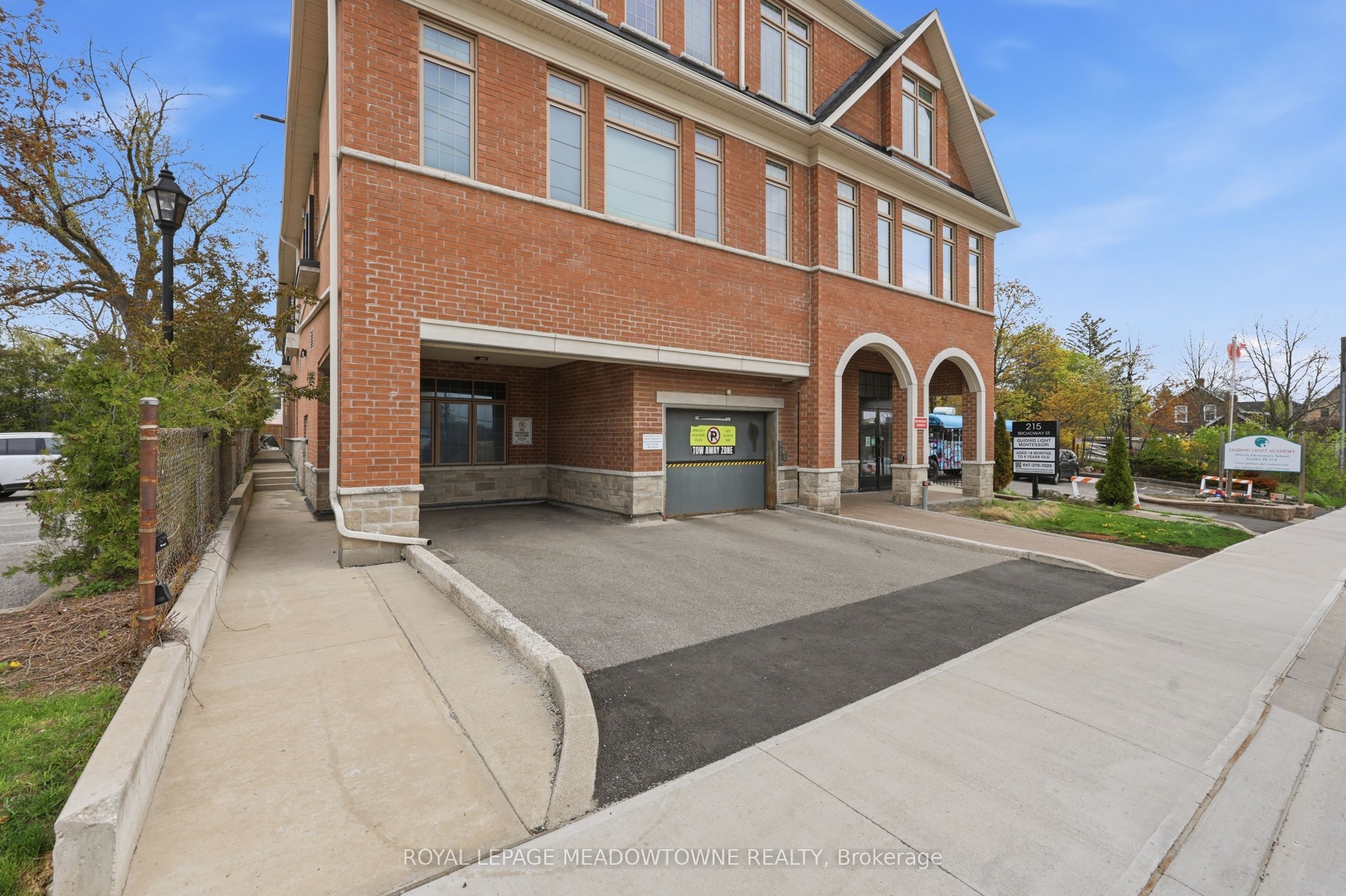 215 Broadway Street 203