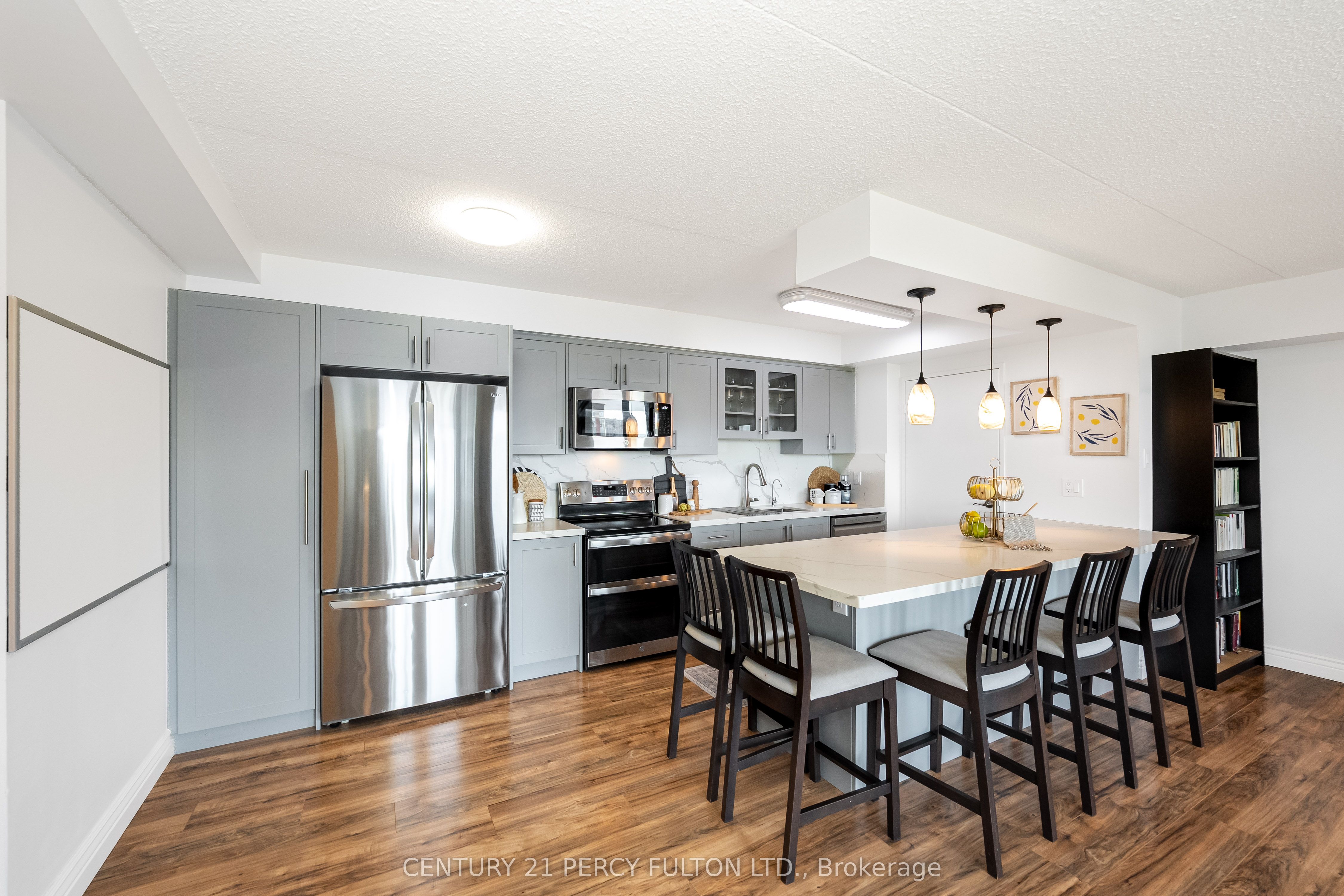 1530 Pickering Parkway 601