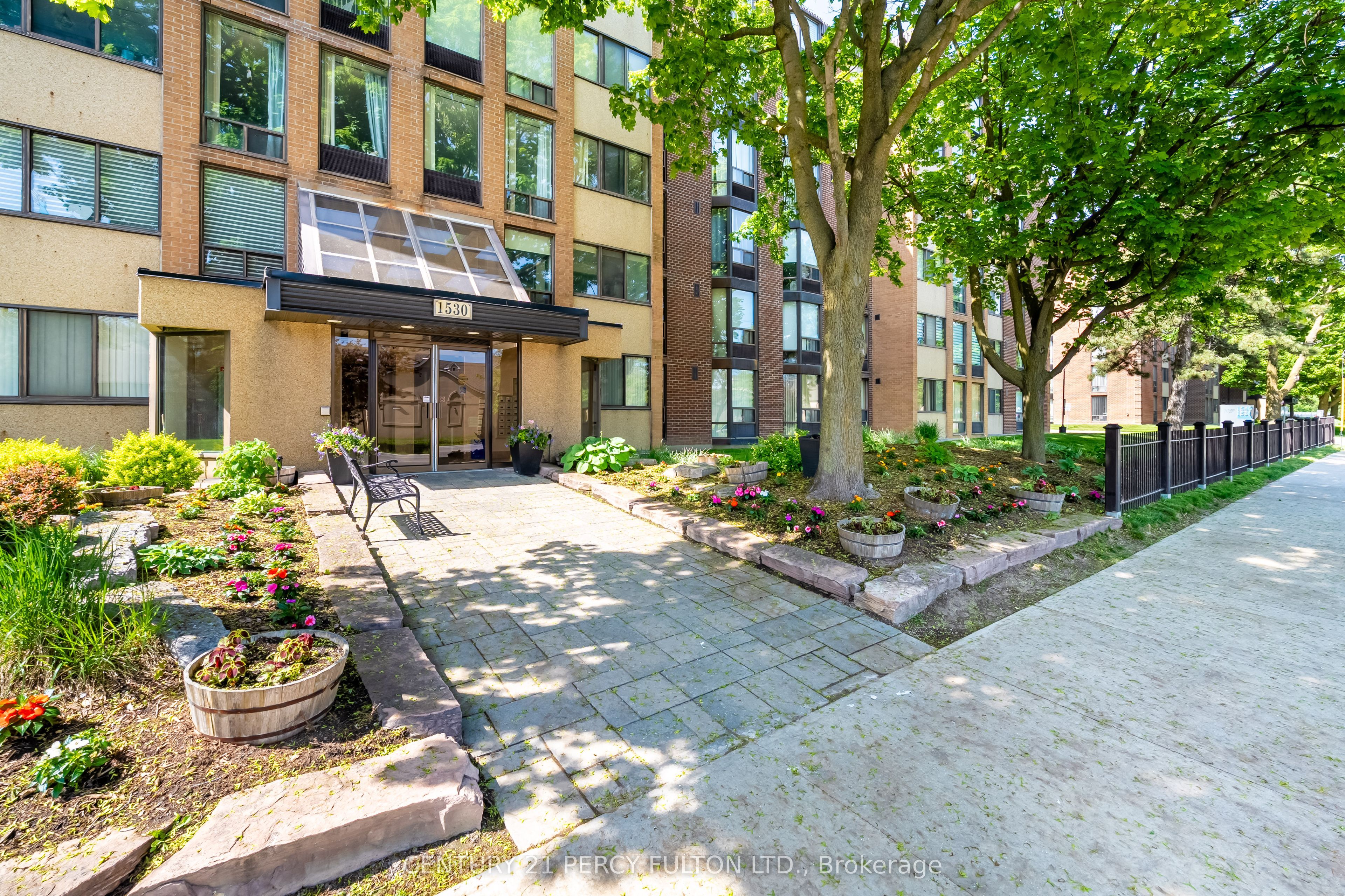1530 Pickering Parkway 601