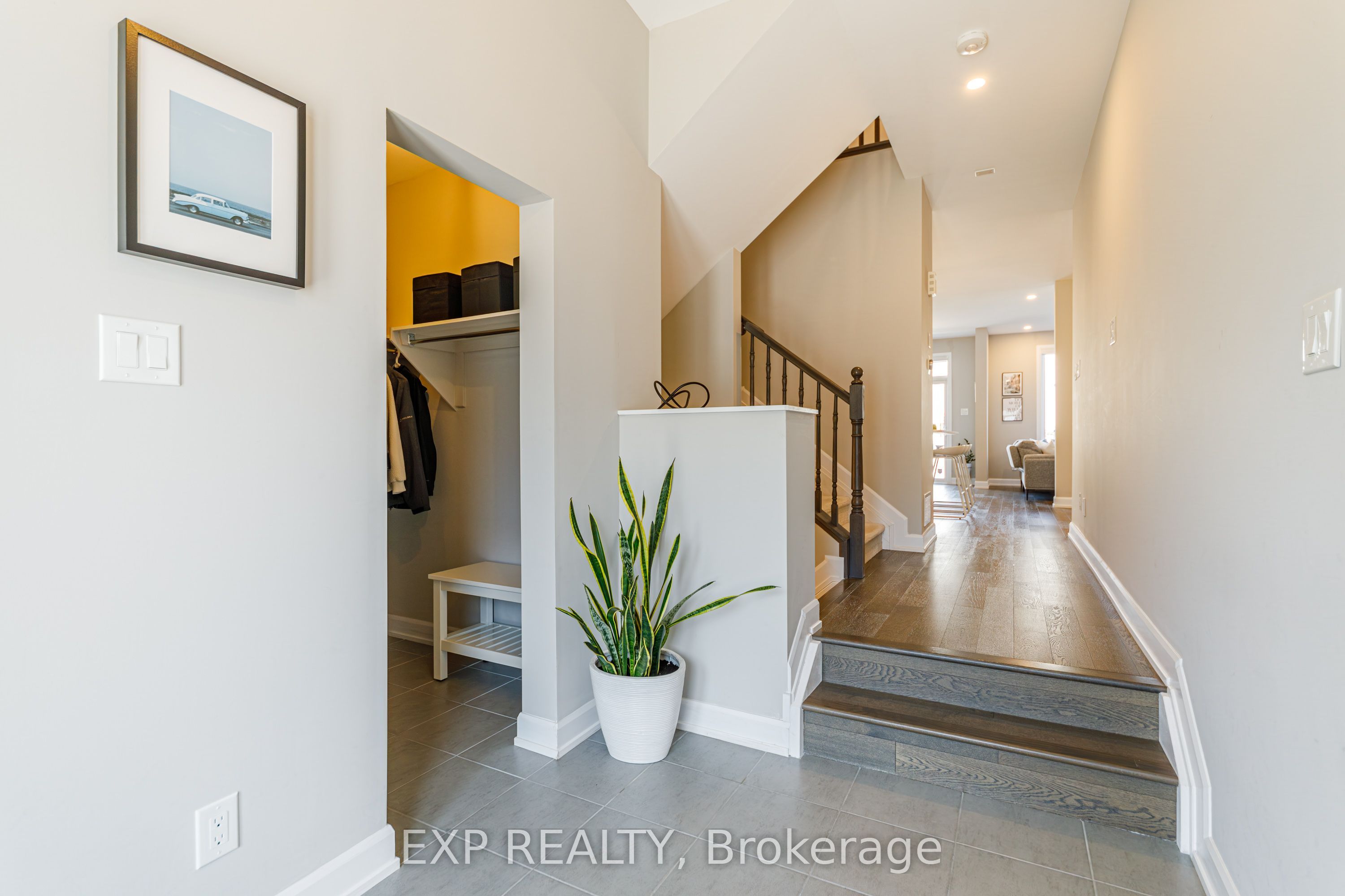 17 Allan Moore Place