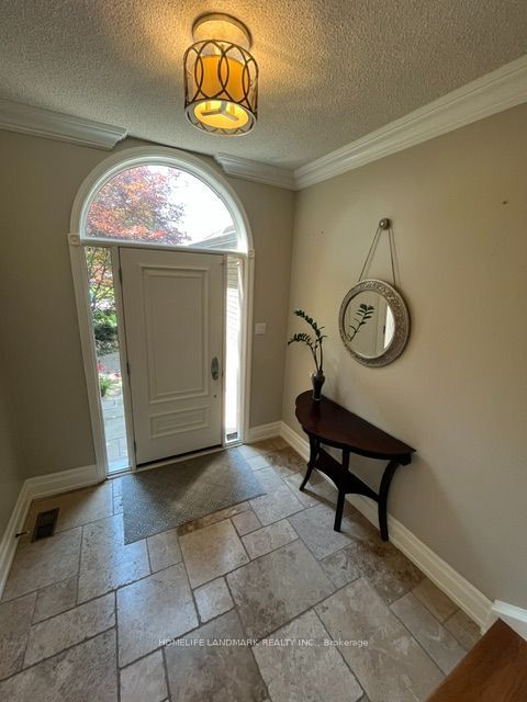 1102 Secretariate Road