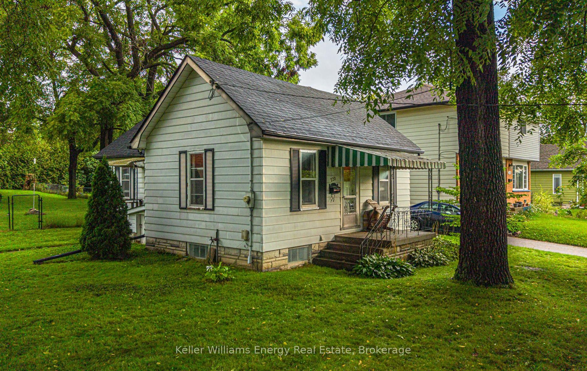 220 Thomas Street