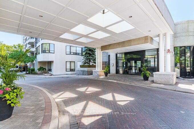 1 Aberfoyle Crescent 709