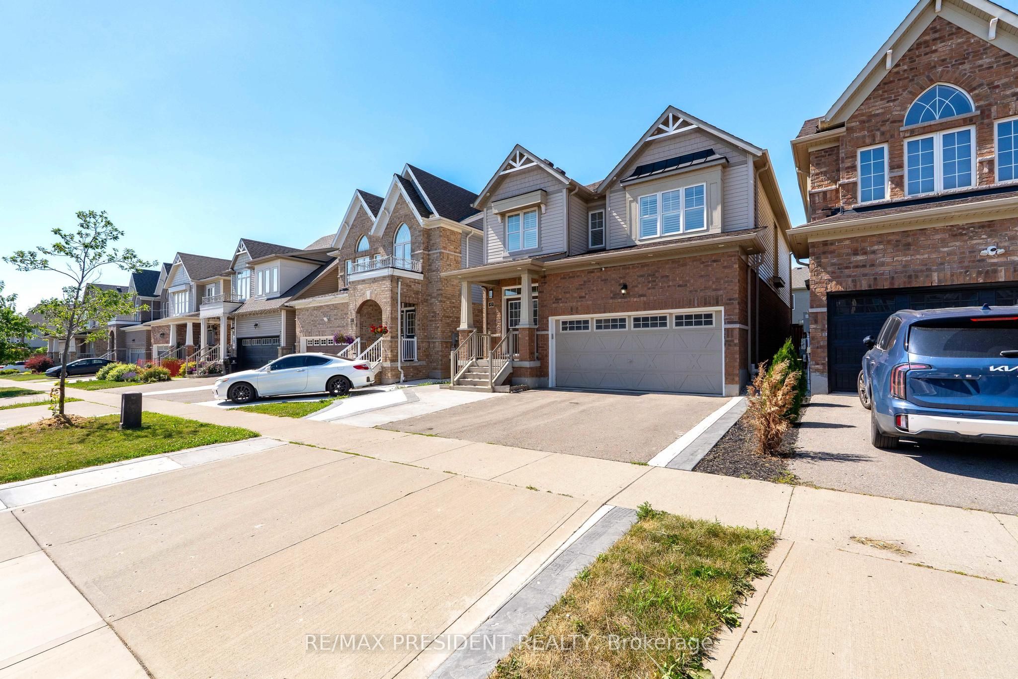 43 Mullholland Avenue