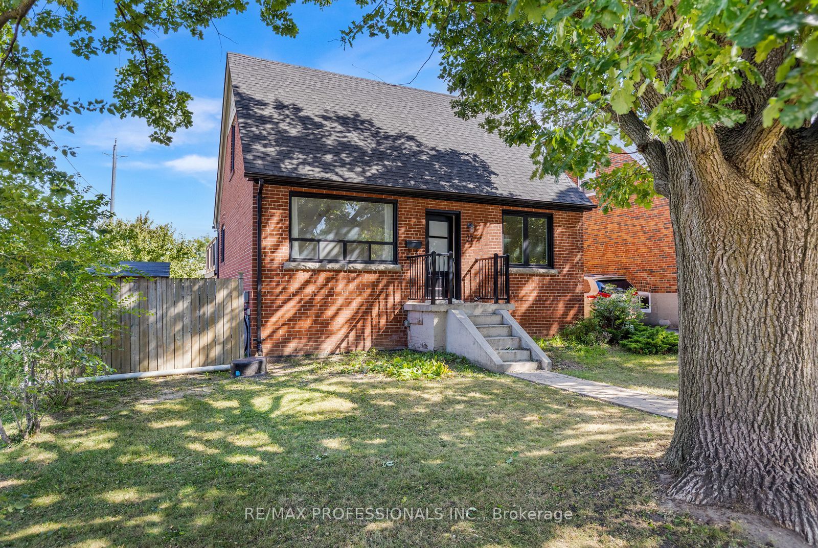 27 Brawley Avenue