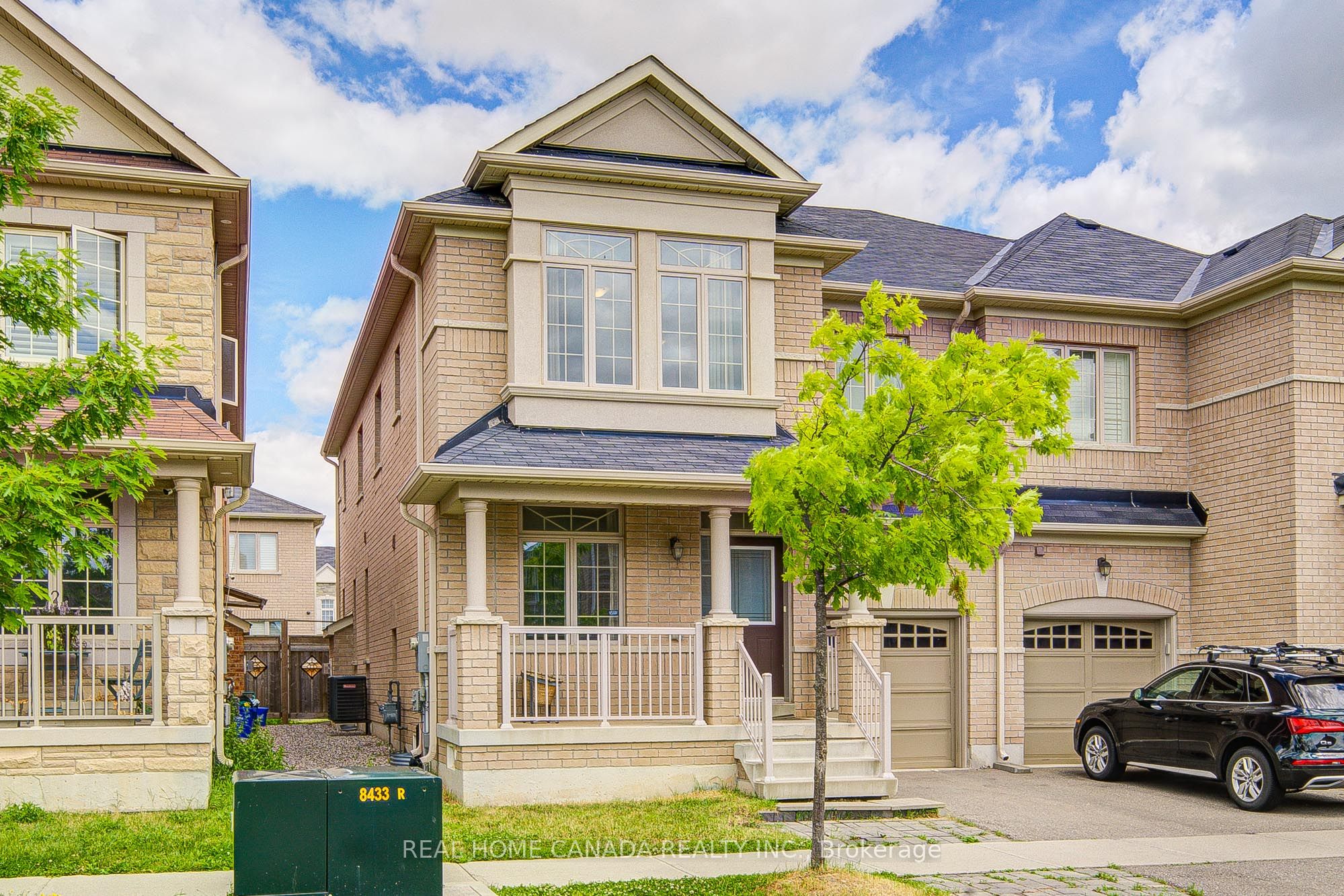 1491 Chretien Street
