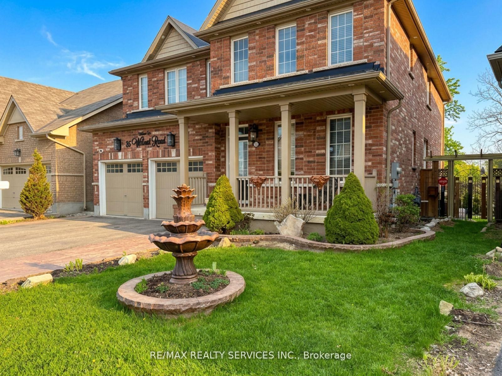 35 Wilmot Road