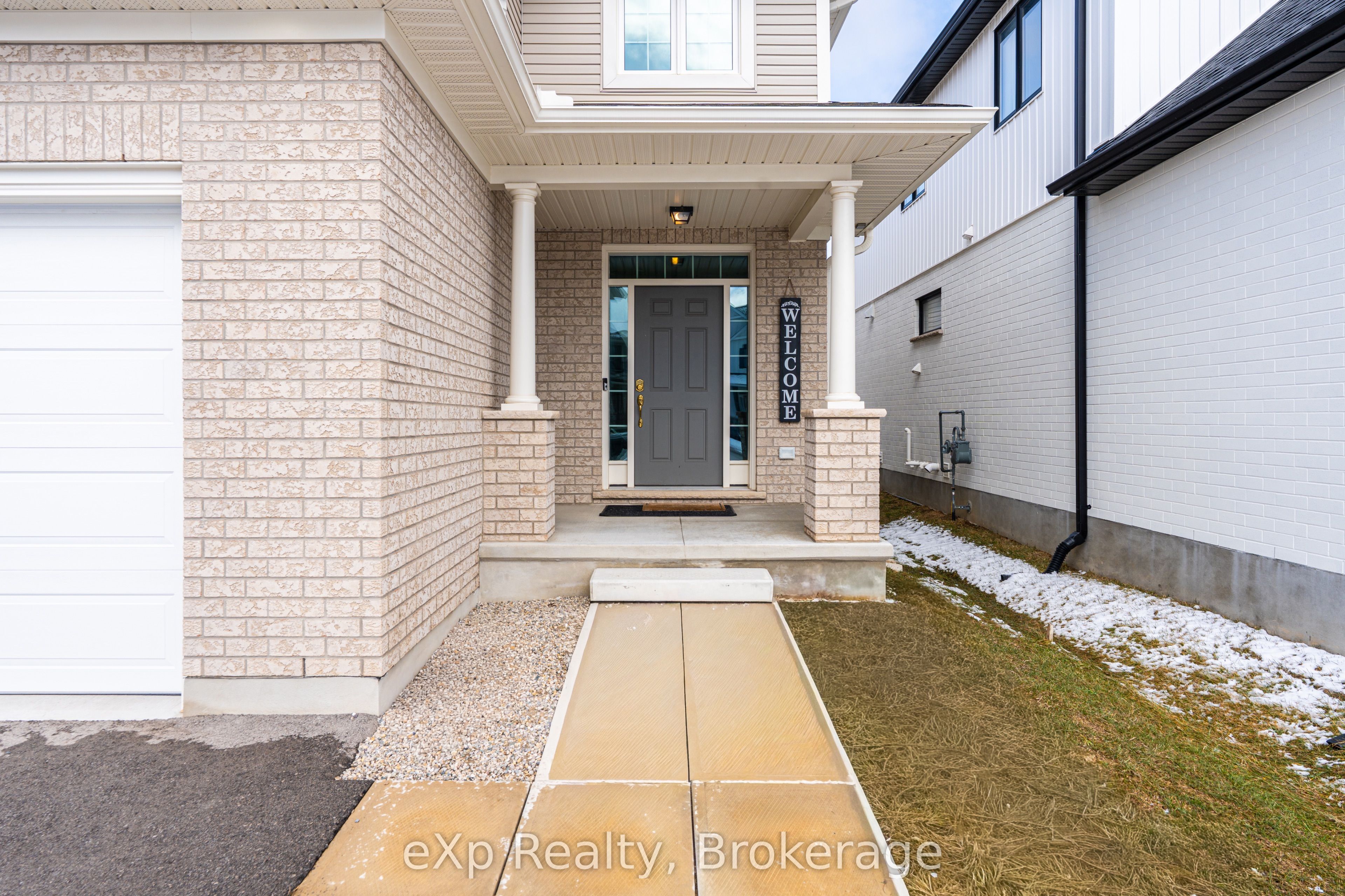 89 Acorn Trail