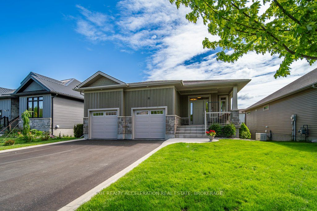10 Admiral Court
