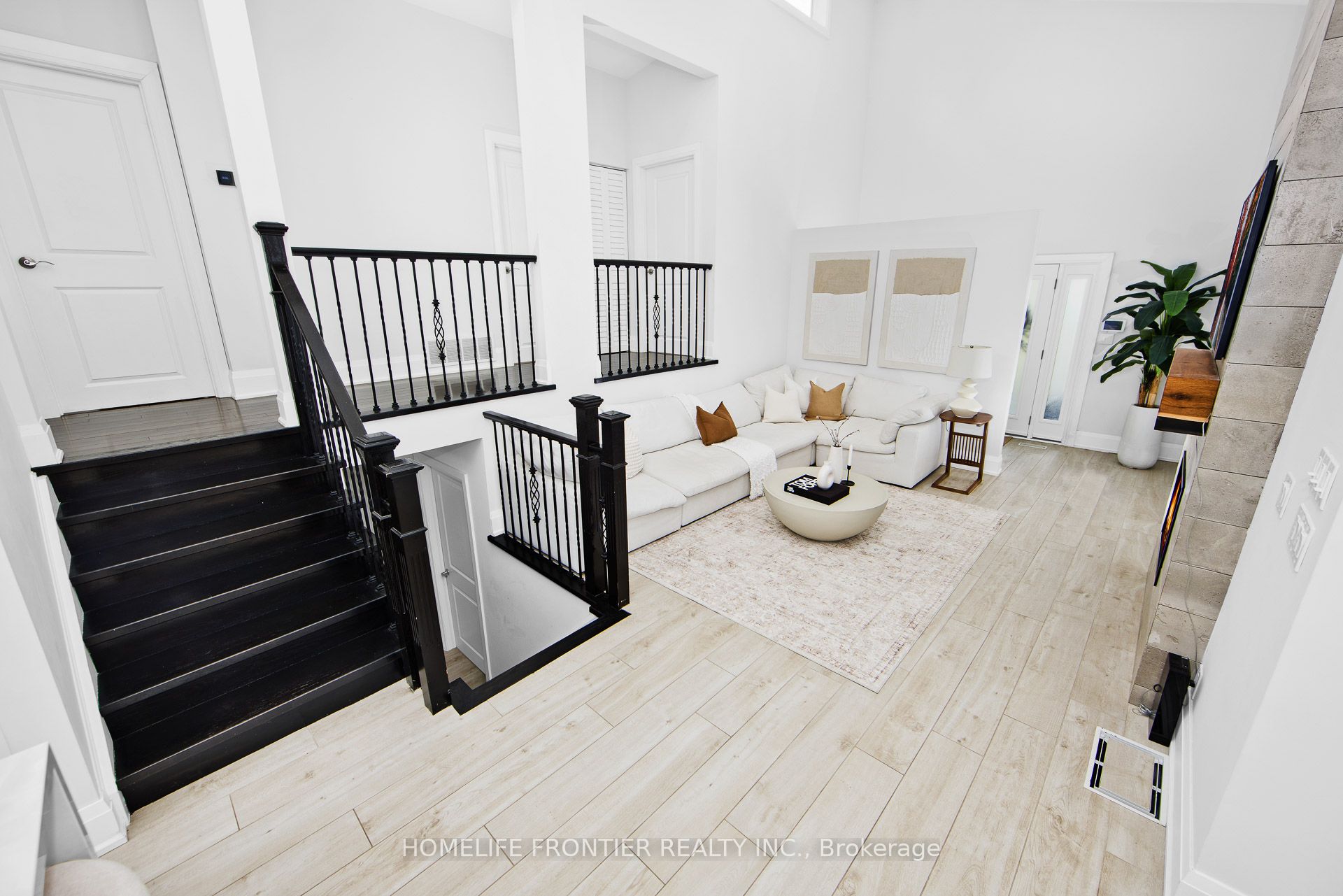 2138 Truscott Drive