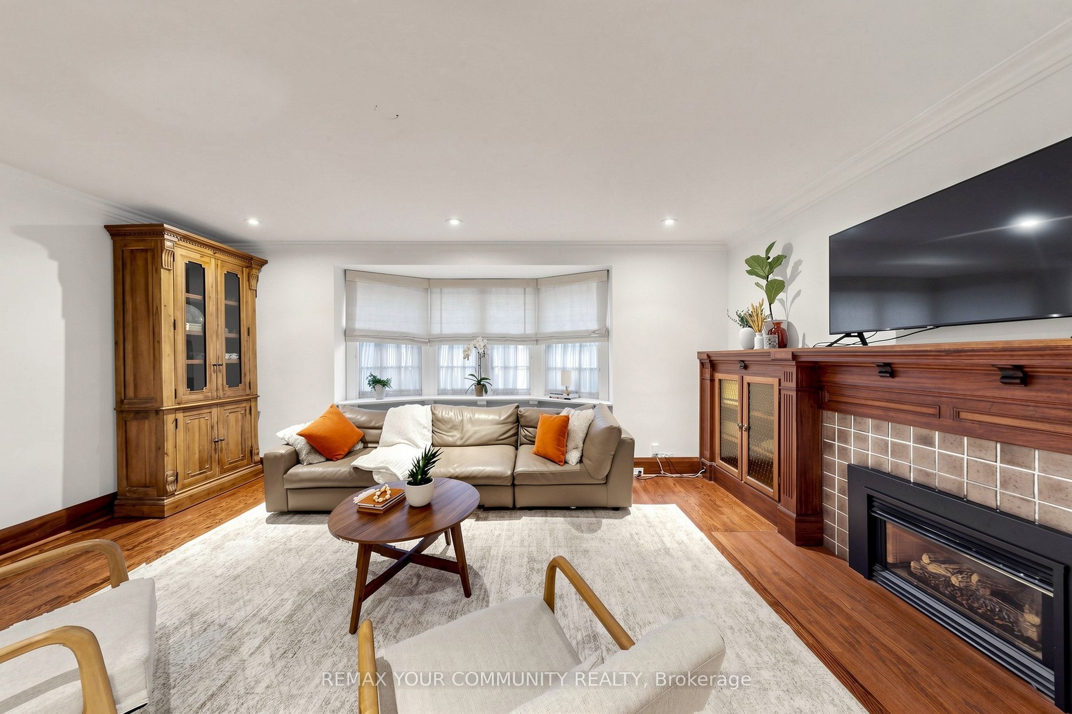 20 Grenadier Heights