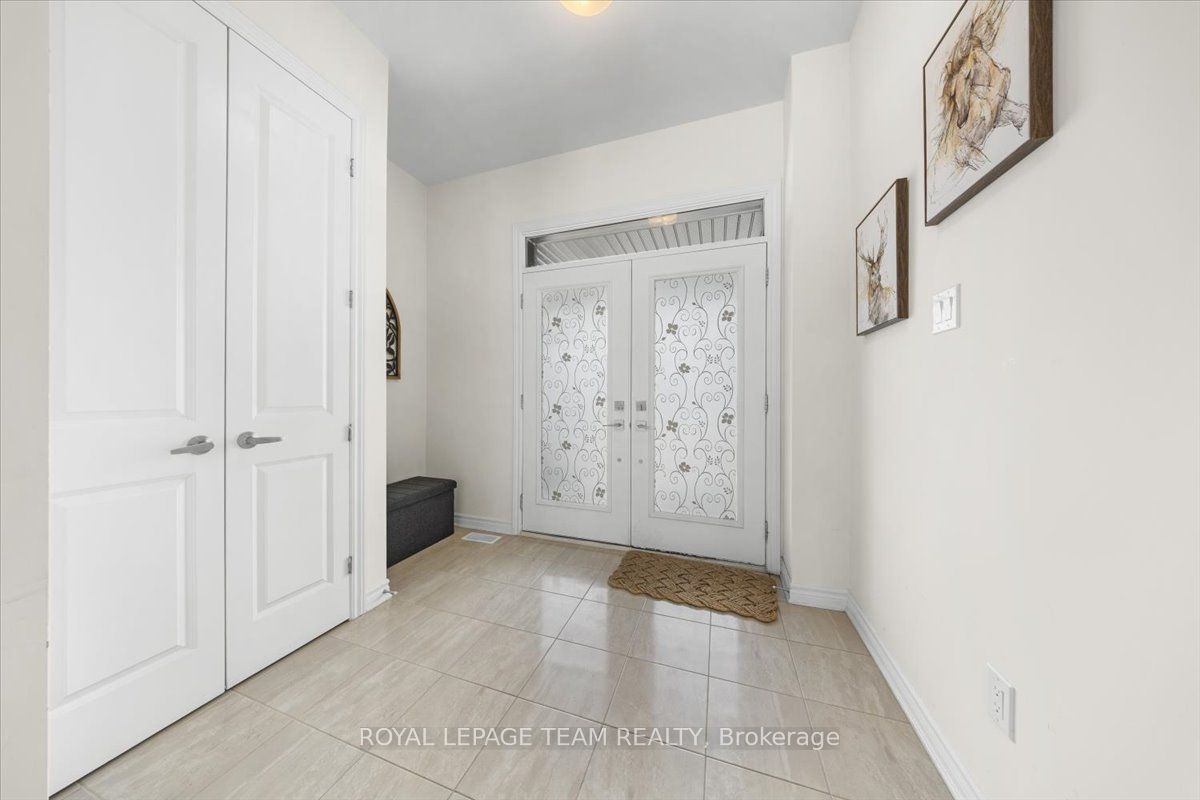 290 Turnbuckle Crescent