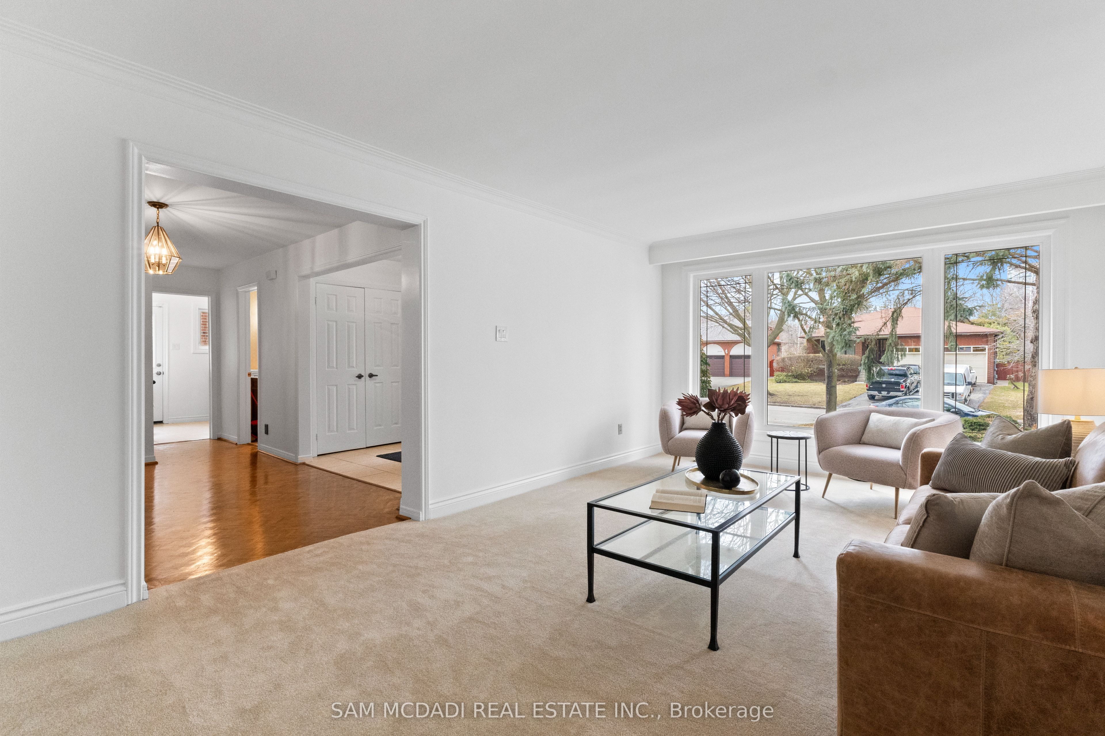 1653 Sherwood Forrest Circle