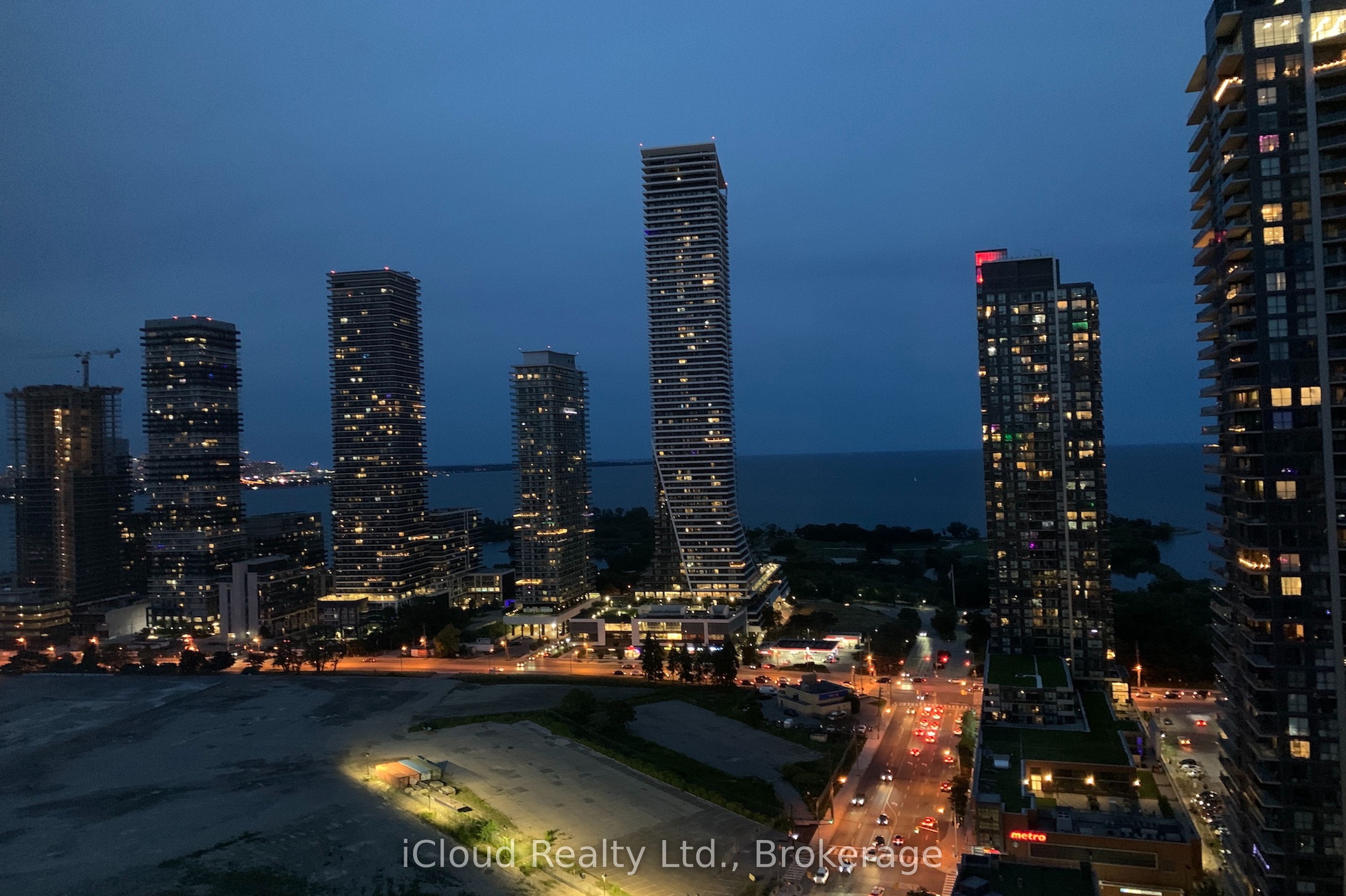 90 Park Lawn N/A PH-3103