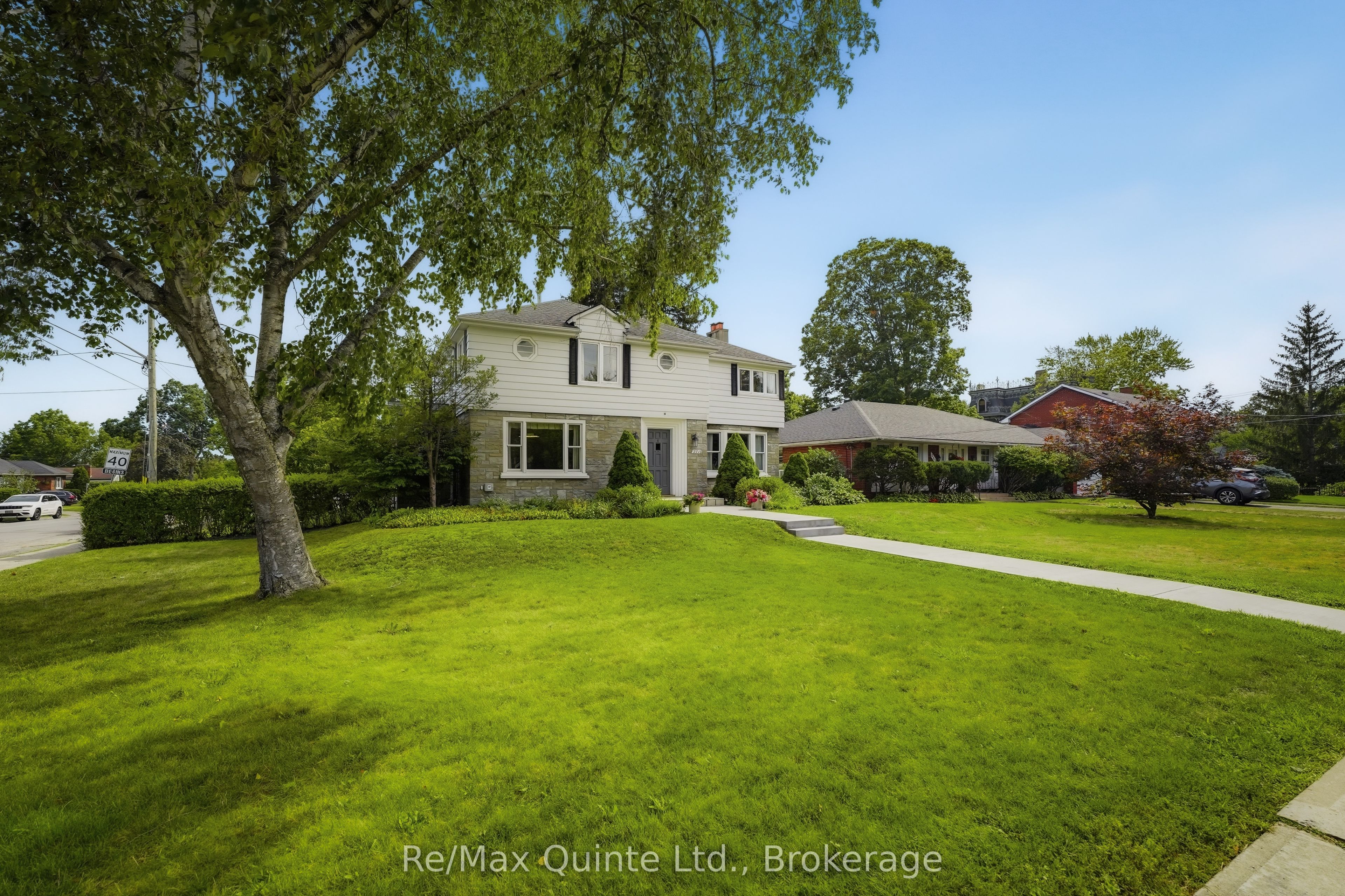 271 Bridge Street East N/A