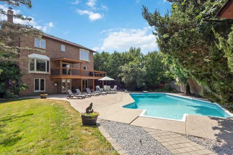 44 Henderson Drive Whitby ON L1N 7Y6