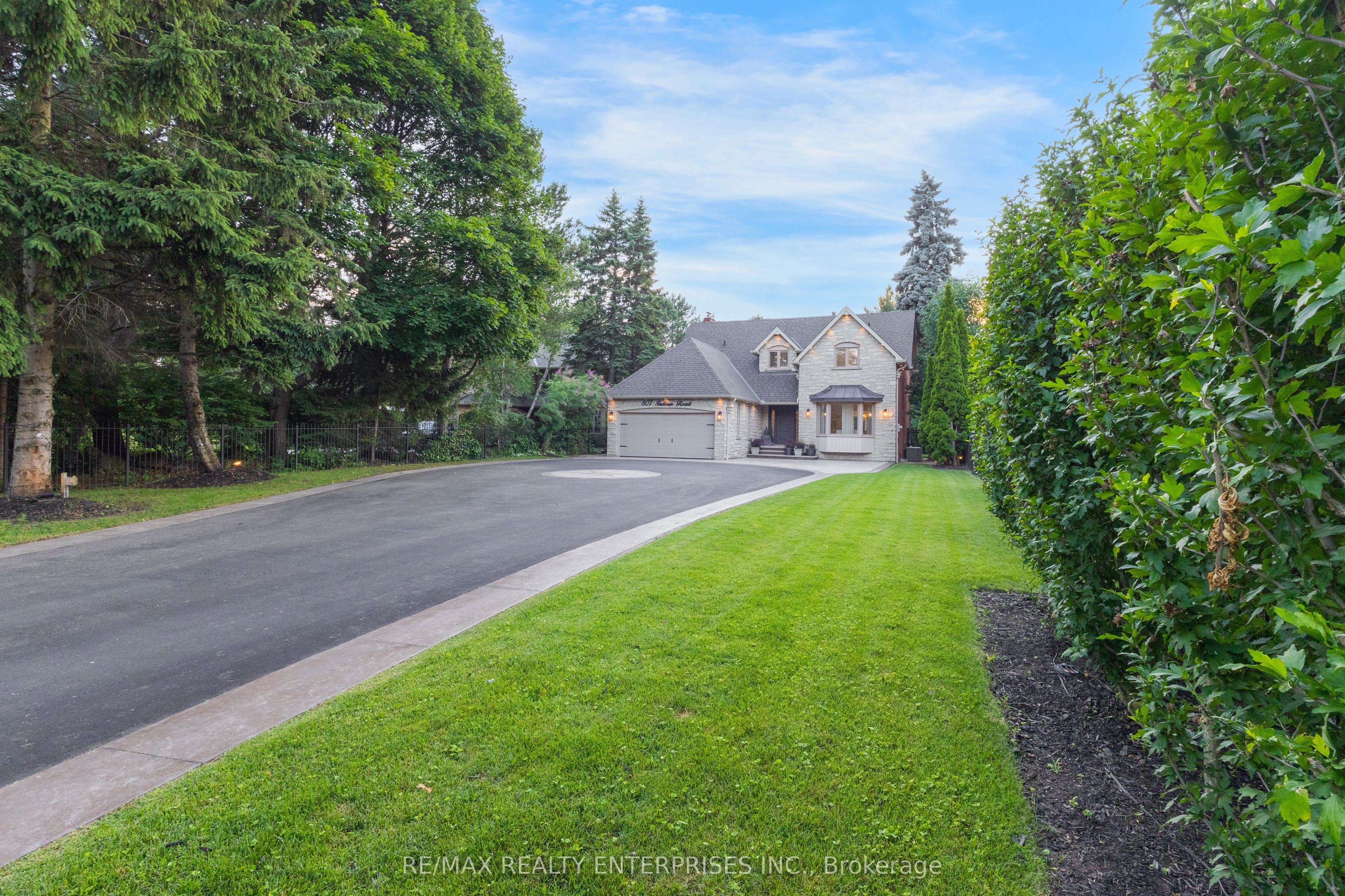 807 Indian Road