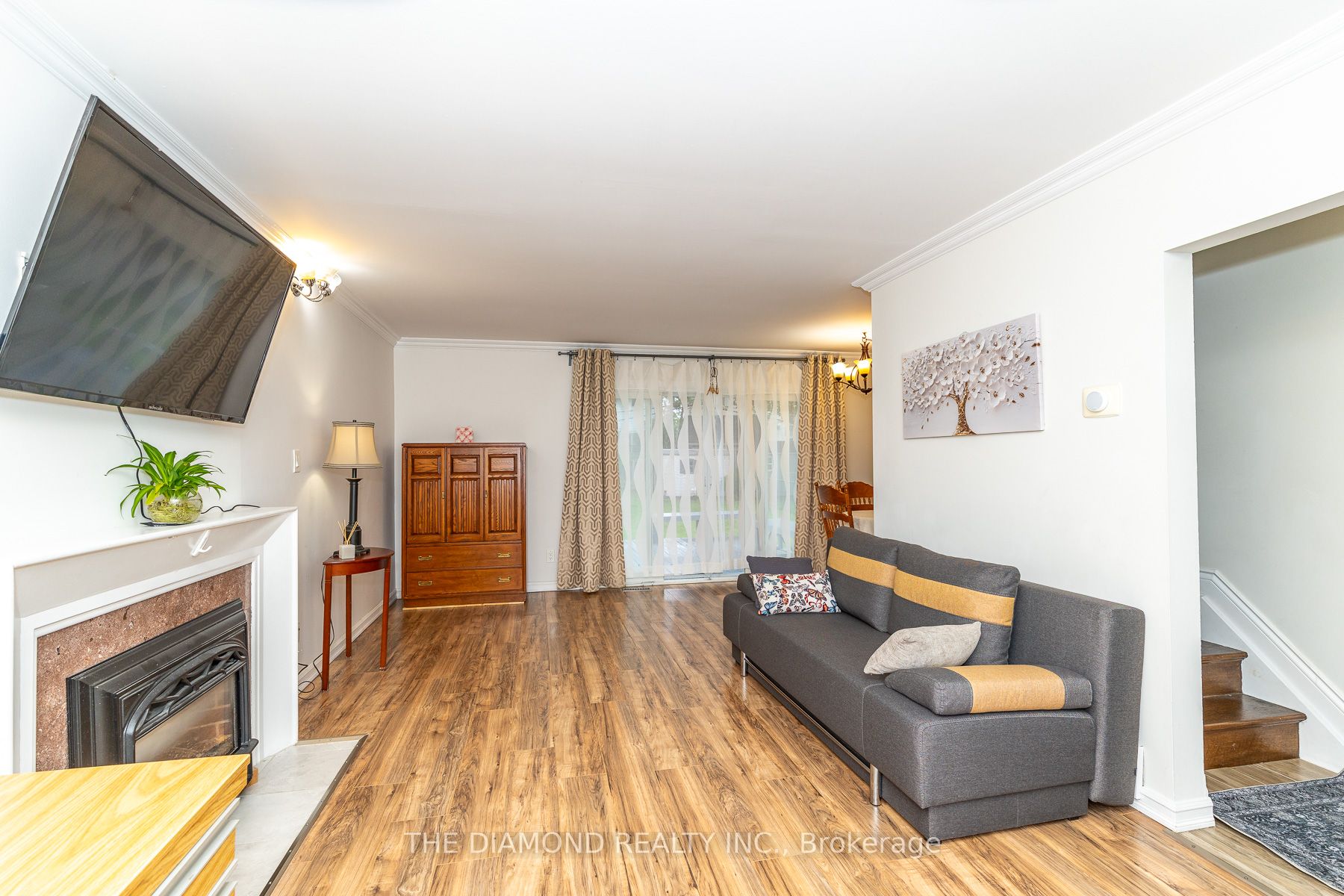 75 Glen Agar Drive