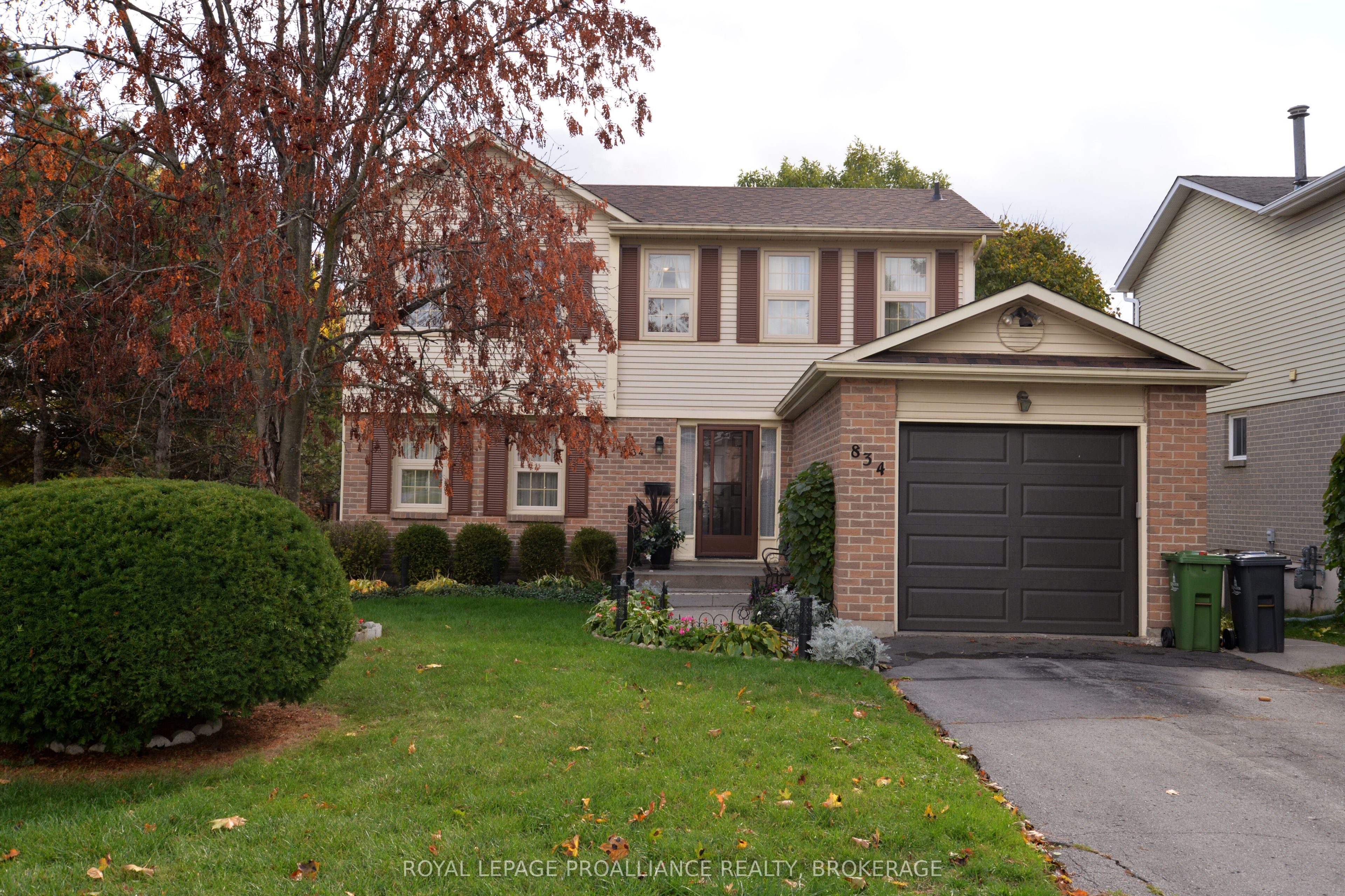 834 Somerset Crescent