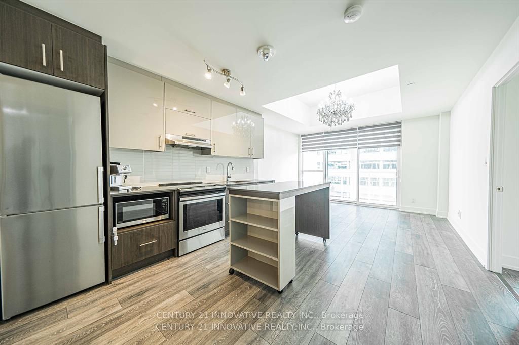 180 Fairview Mall Drive 517