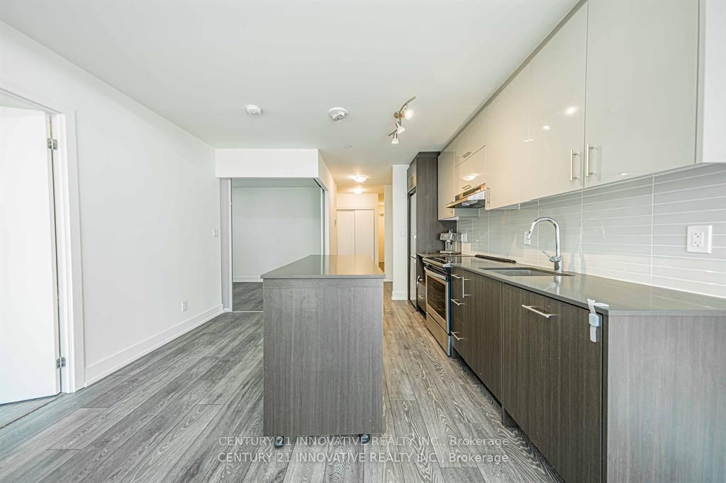 180 Fairview Mall Drive 517