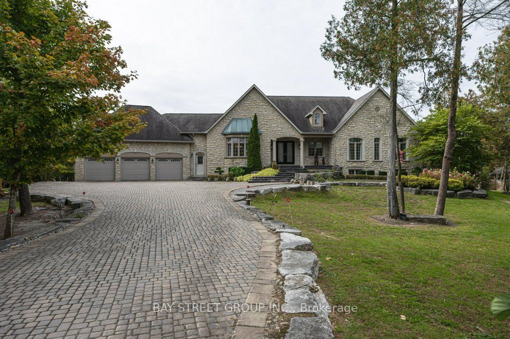 5 River Stone Court