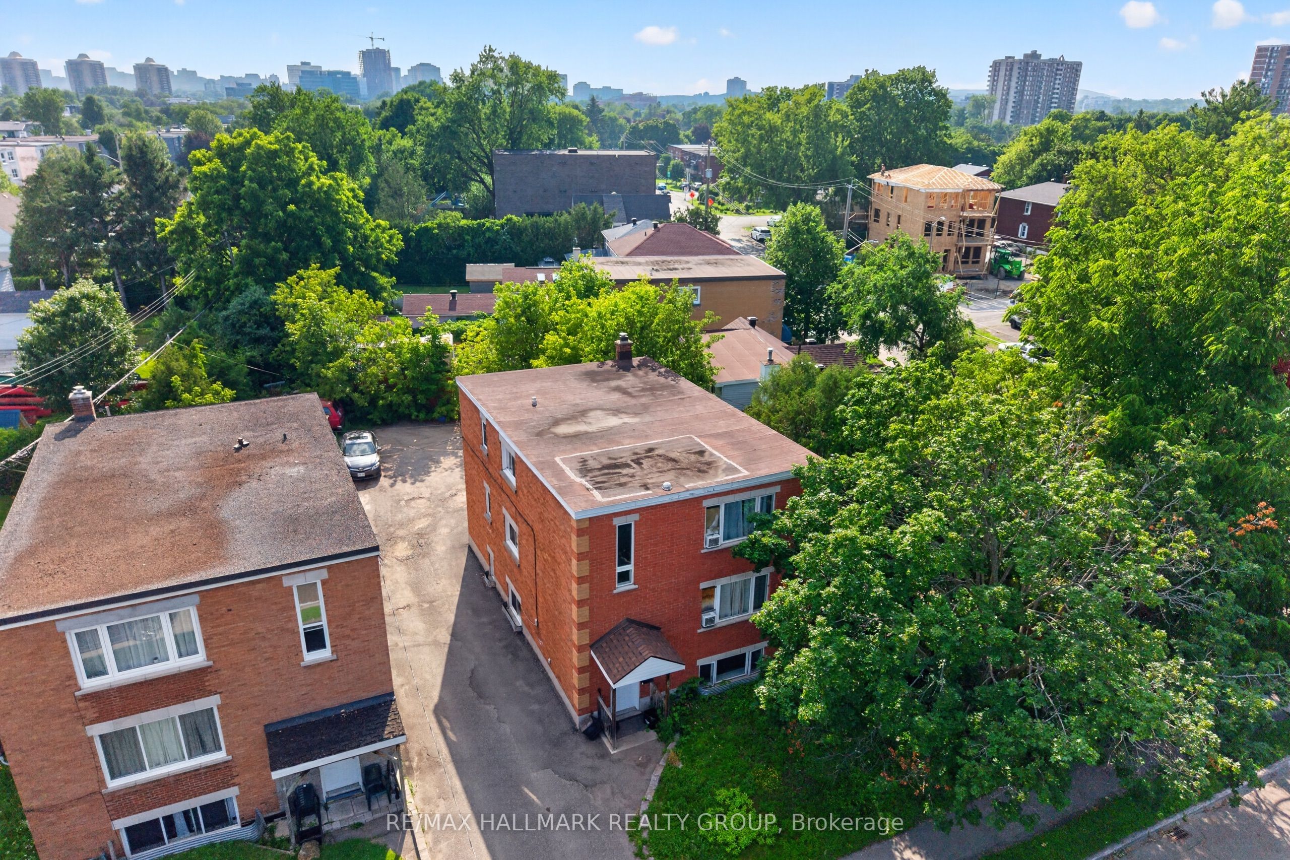 734 De L'eglise Street