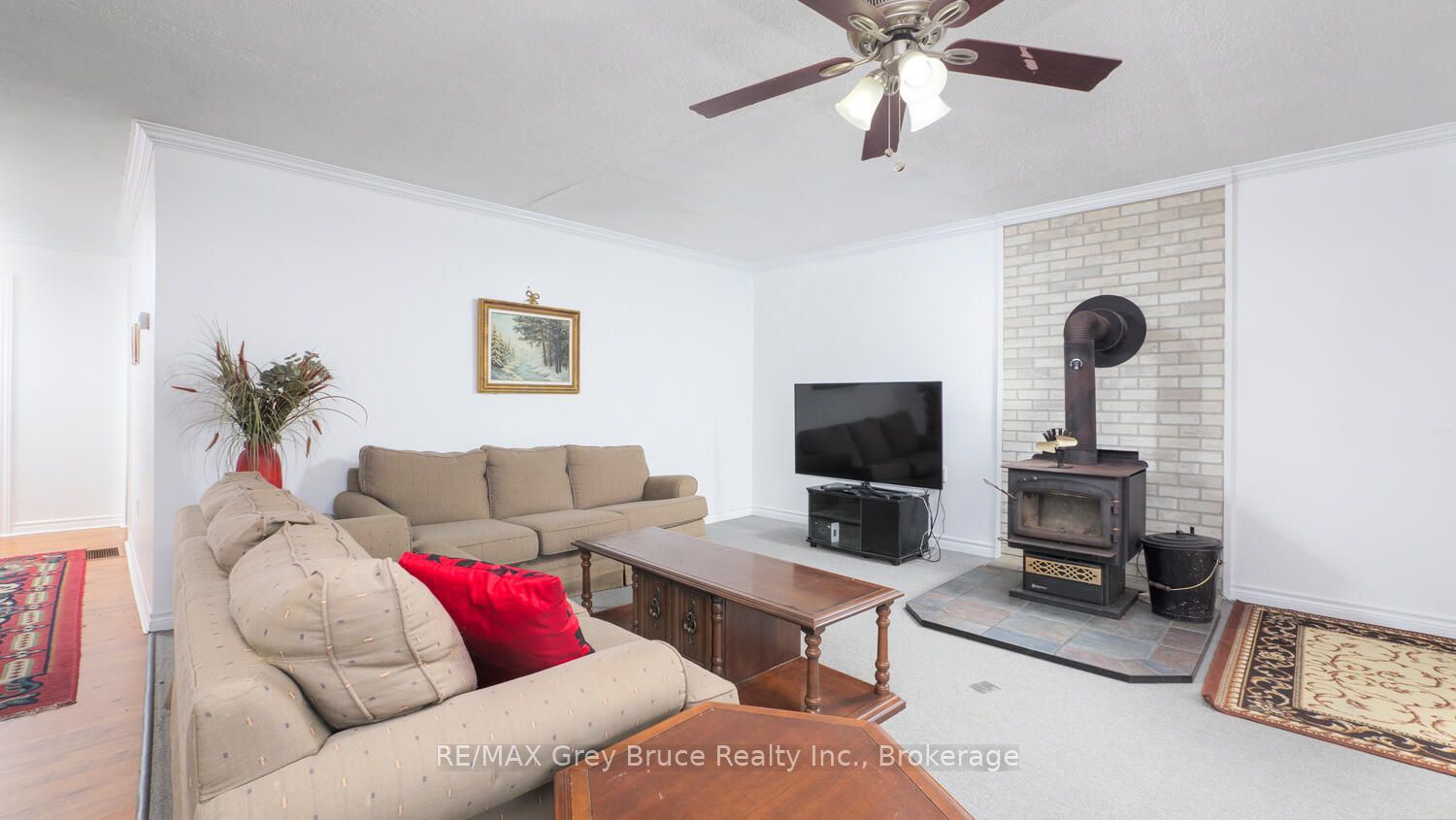 1477 Highway 6 Highway