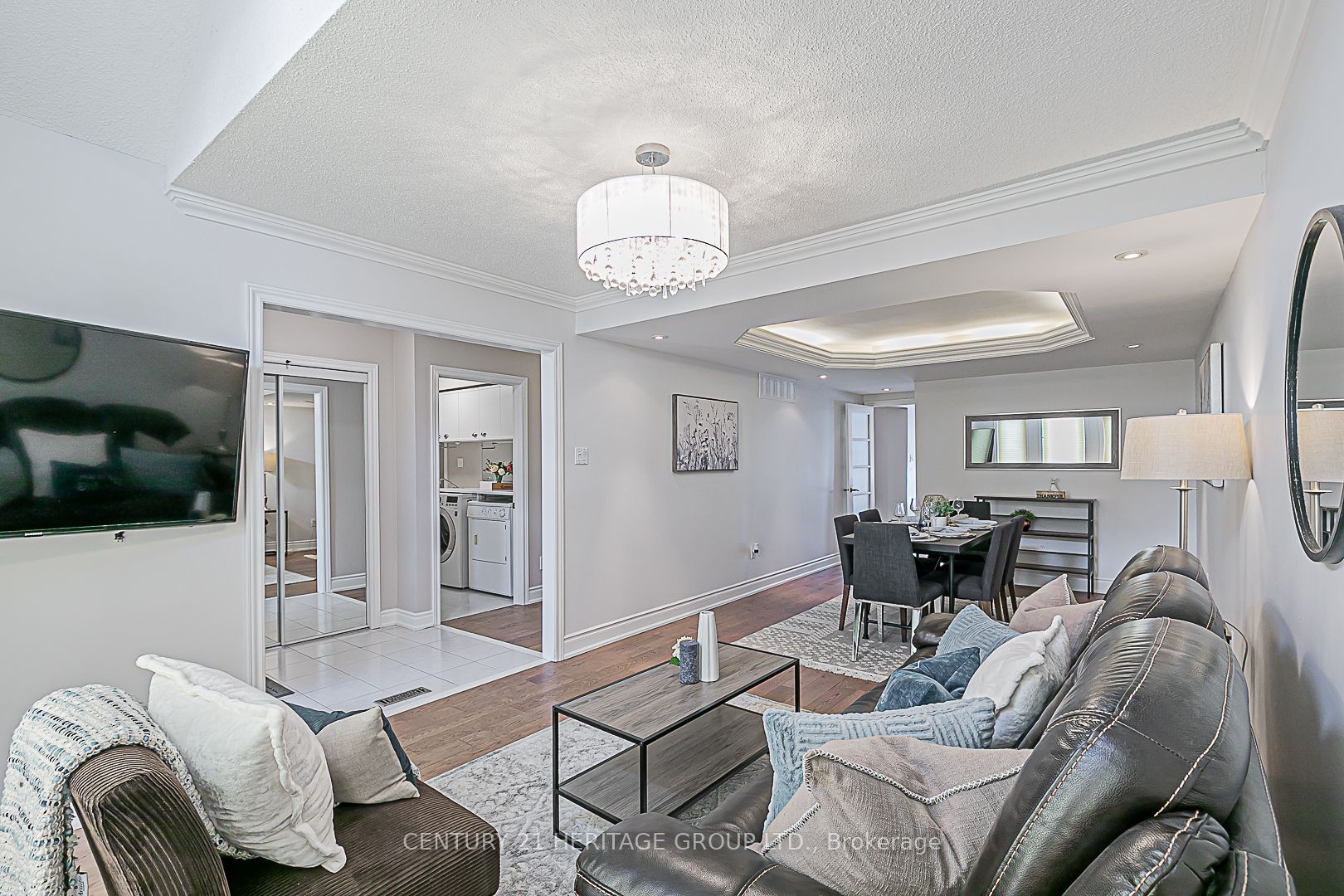 310 Chambers Crescent