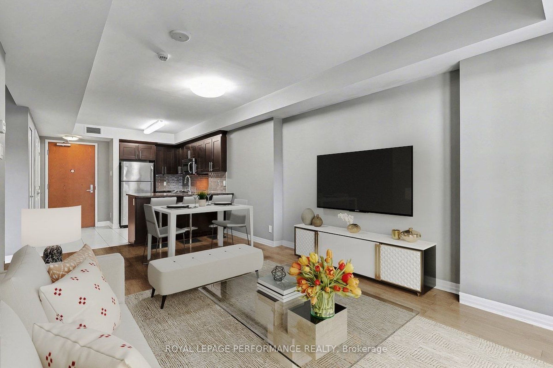 242 Rideau Street 204