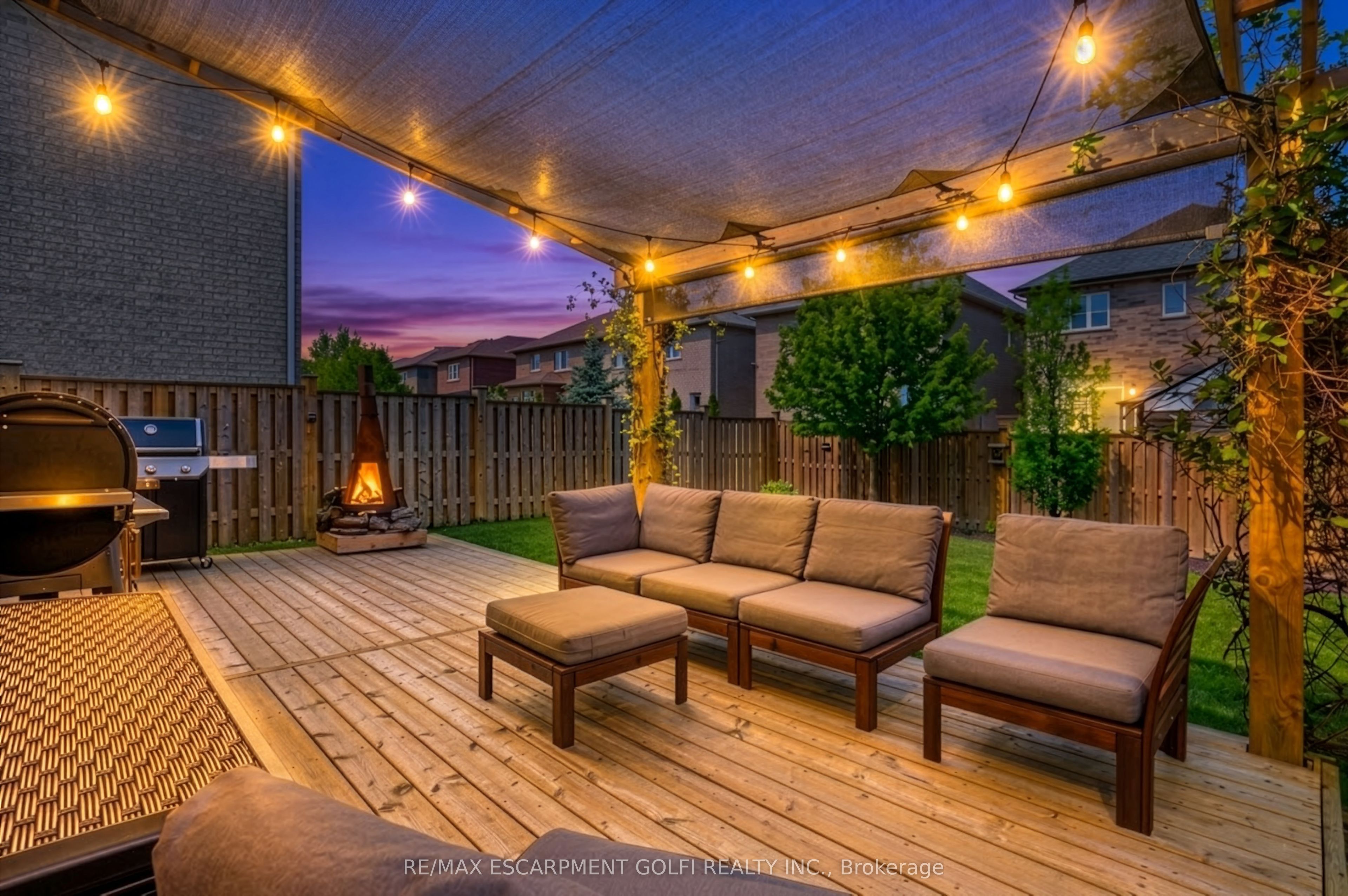 49 Narbonne Crescent