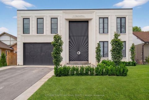 131 Mayfield Drive Oakville ON L6H 1K6