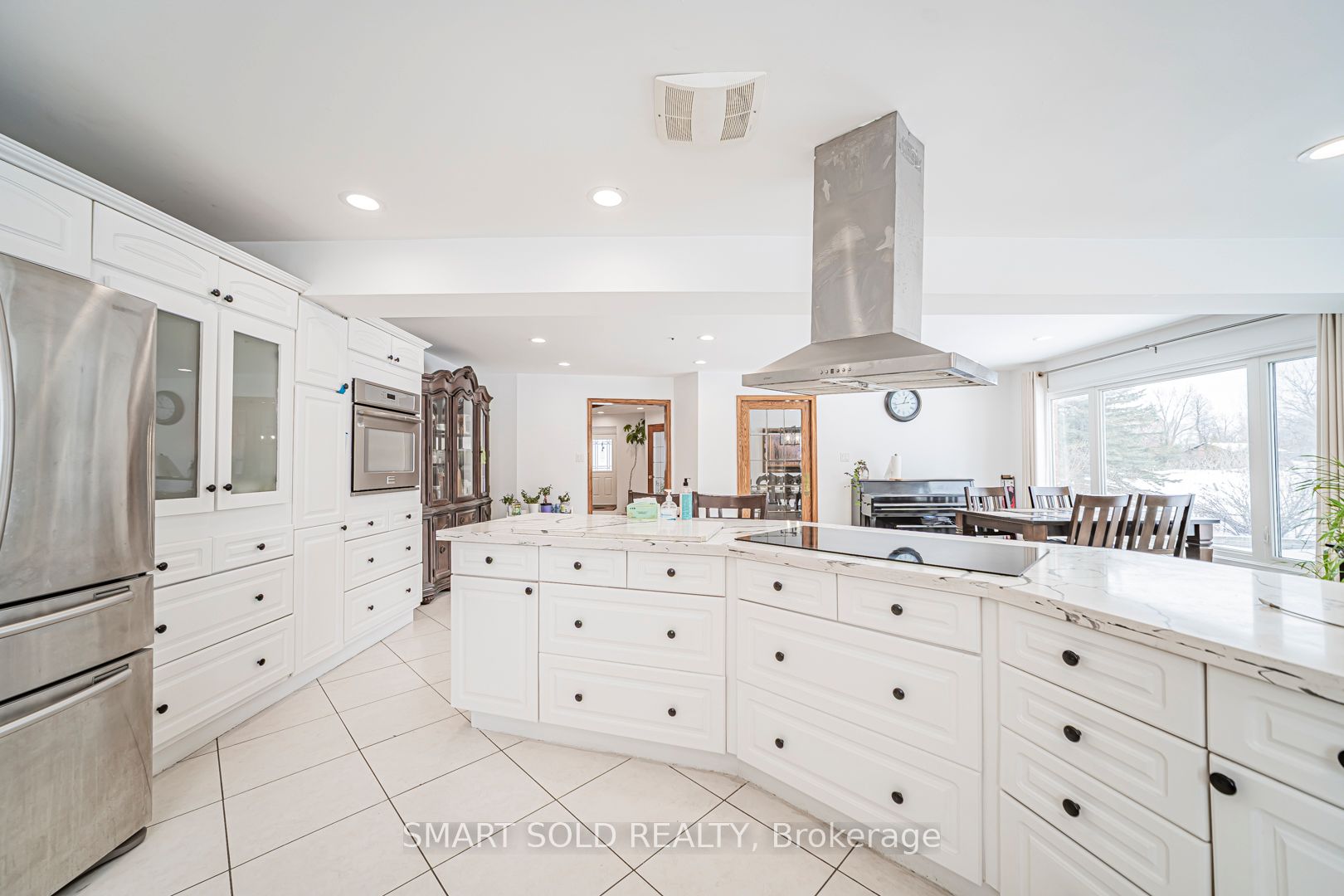 1008 Mount Albert Road