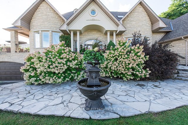 4 Valley Hill Drive