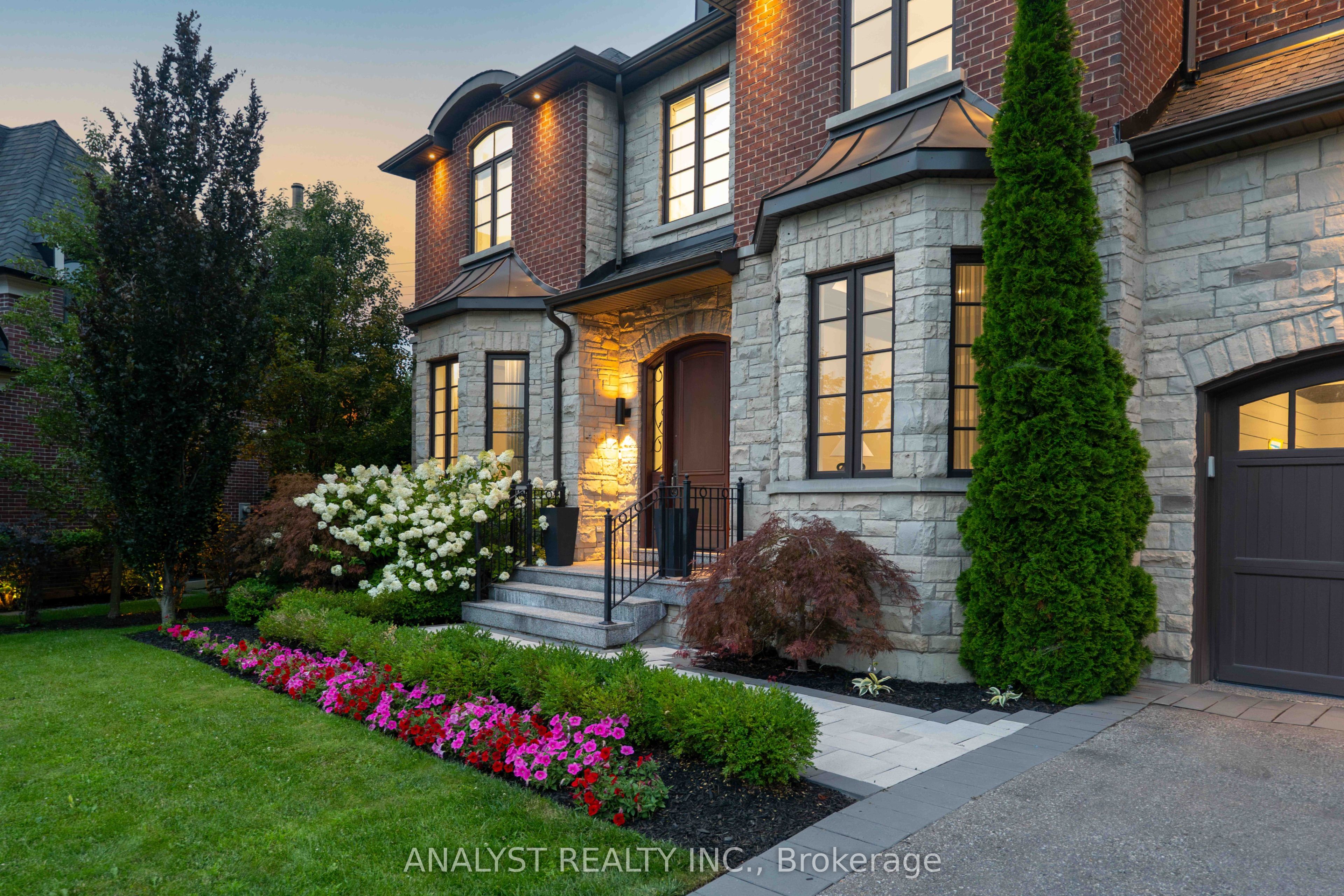106 Donhill Crescent