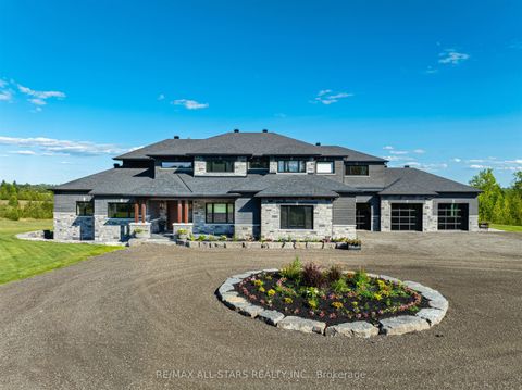 6374 Smith Boulevard Georgina ON L0E 1N0